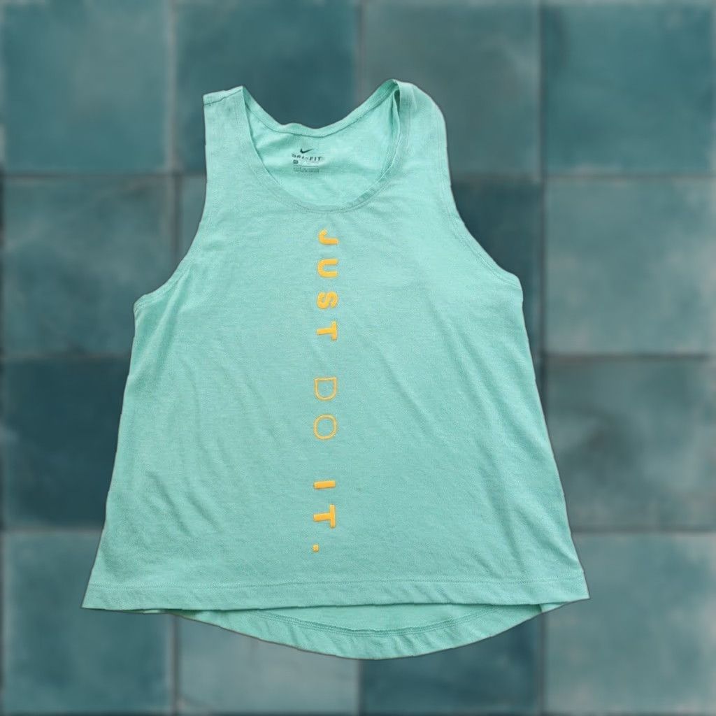 Nike Nike Dri-Fit Tank Women XS Green Racerback Sleeveless Activewear TankTop Size XS / US 0-2 / IT 36-38 - 1 Thumbnail