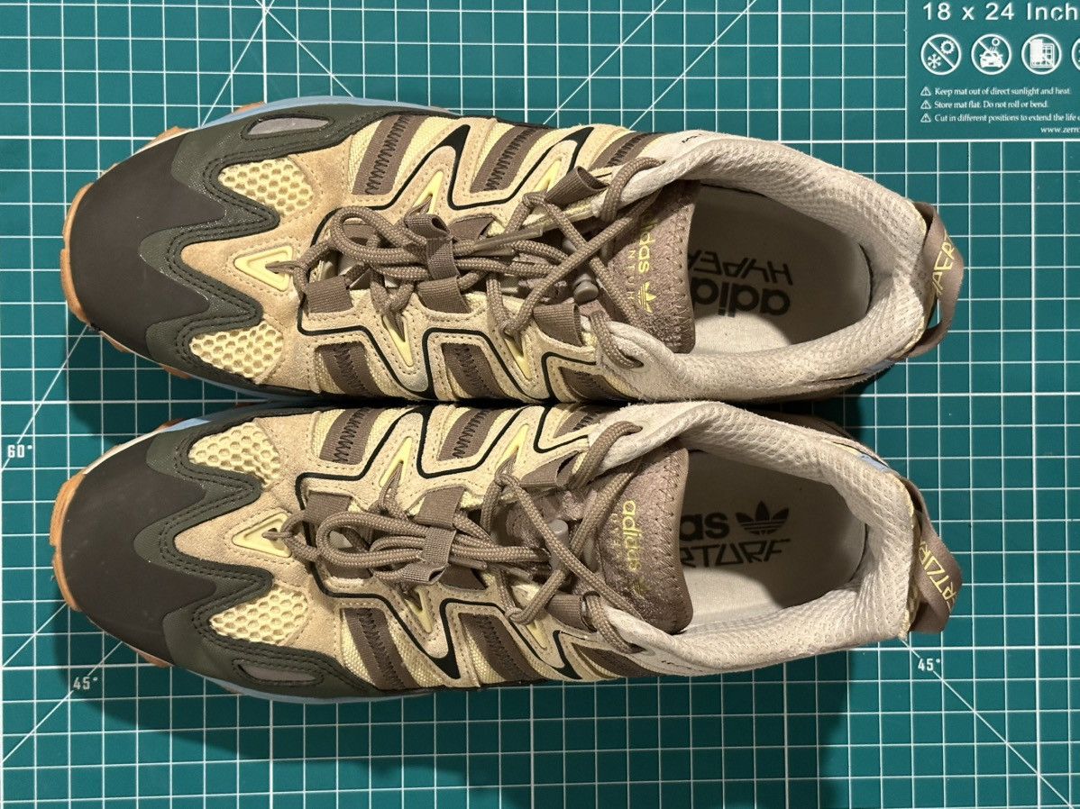 Adidas Adidas Hyperturf Adventure Size US 11 / EU 44 - 4 Thumbnail
