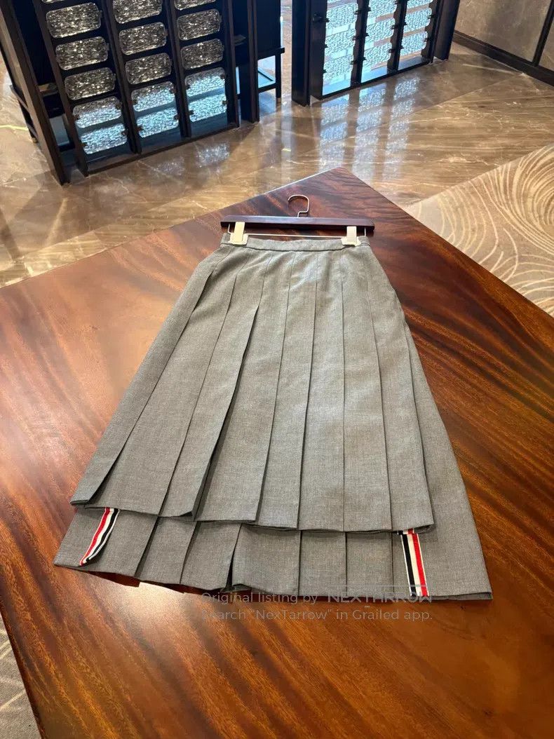 Thom Browne Thom Browne Pleated Knee-Length Skirt Size 24" / US 00 / IT 34 - 3 Thumbnail