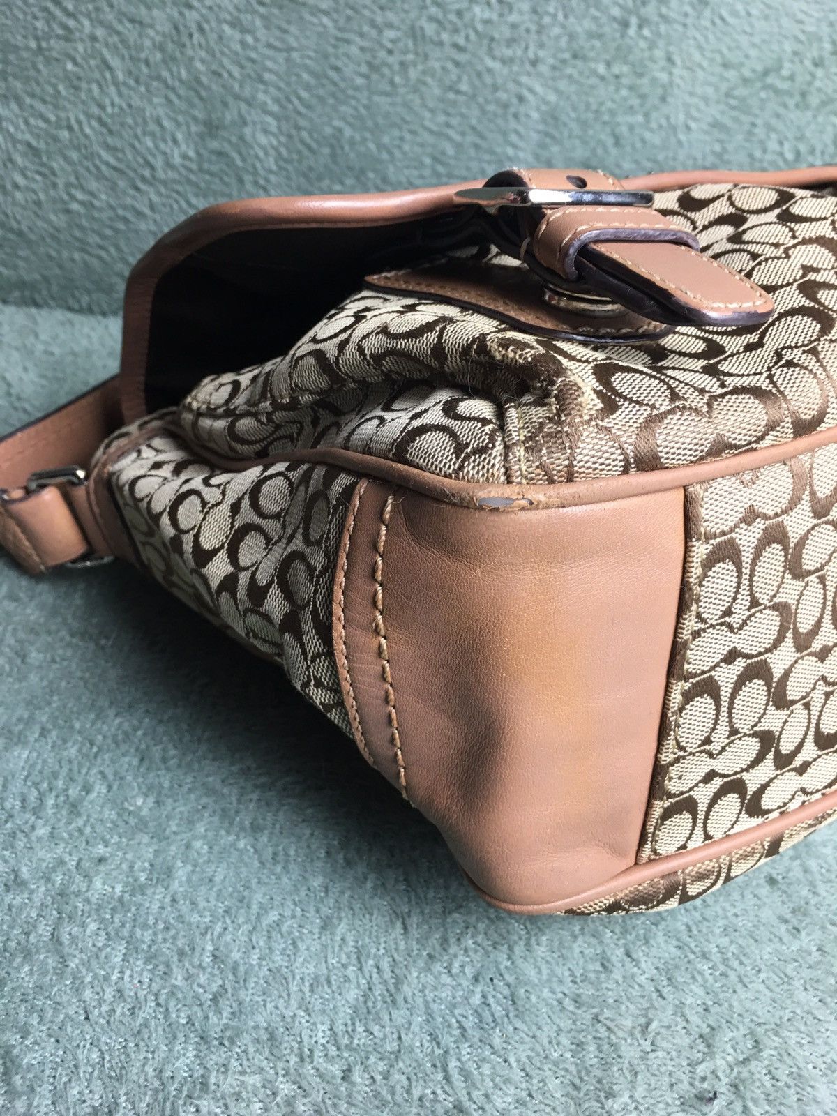 Coach COACH Vintage Monogram Logo Canvas Messenger Shoulder Bag Size ONE SIZE - 12 Thumbnail