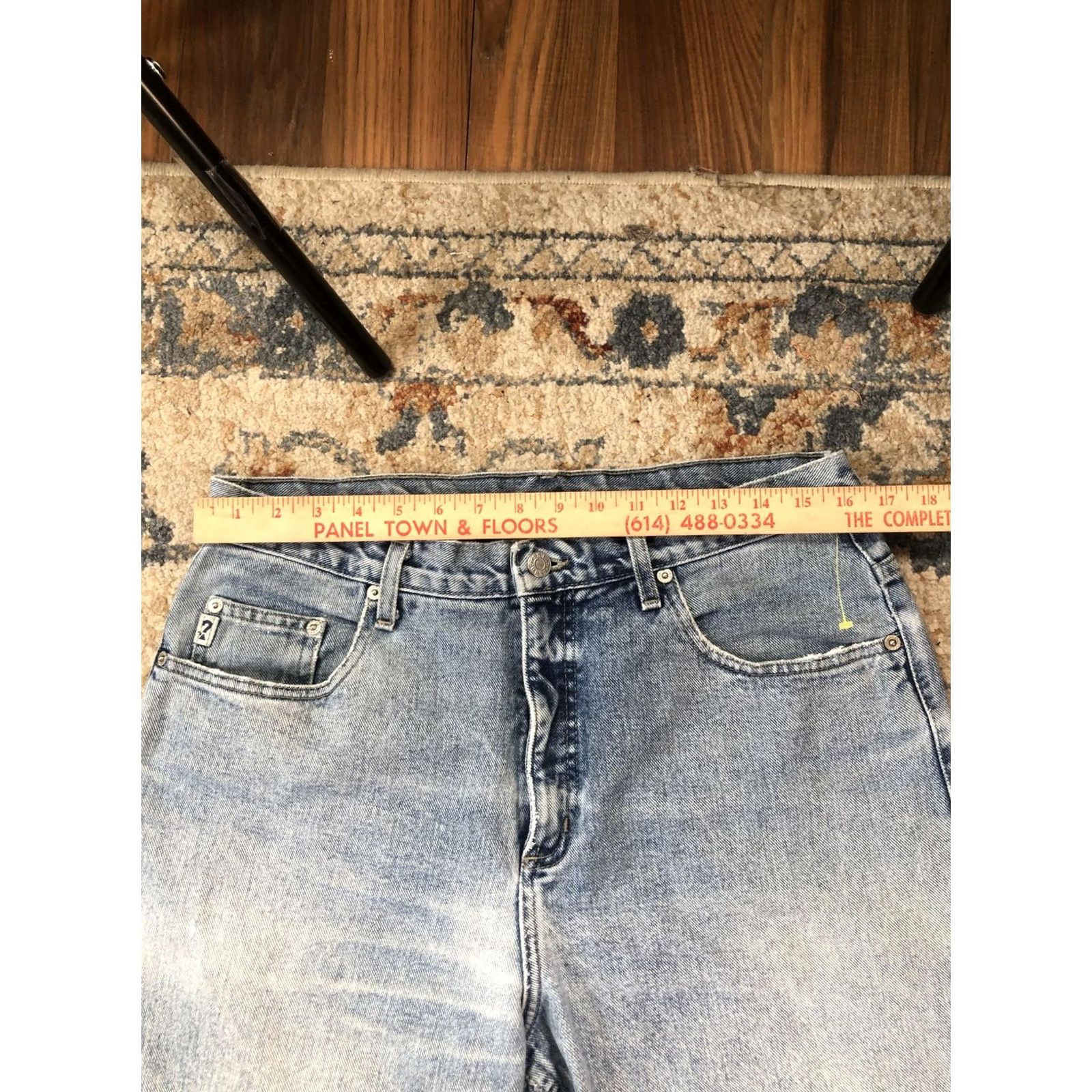 Guess VINTAGE Guess Jeans Mens 33x30 Blue Light Wash Straight Denim USA 90s BB110-30 Size US 33 - 7 Thumbnail