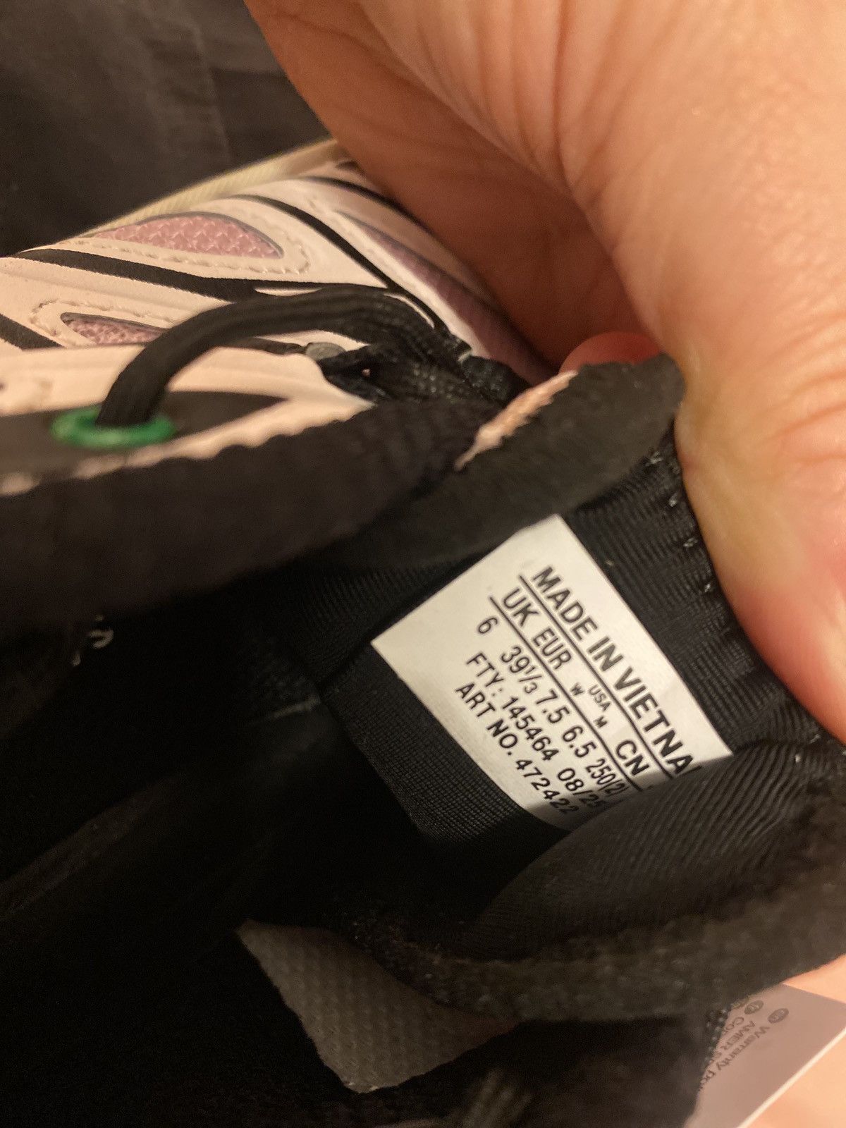 Salomon × Sandy Liang Salomon xt6 sandy liang Size US 7.5 / IT 37.5 - 7 Thumbnail