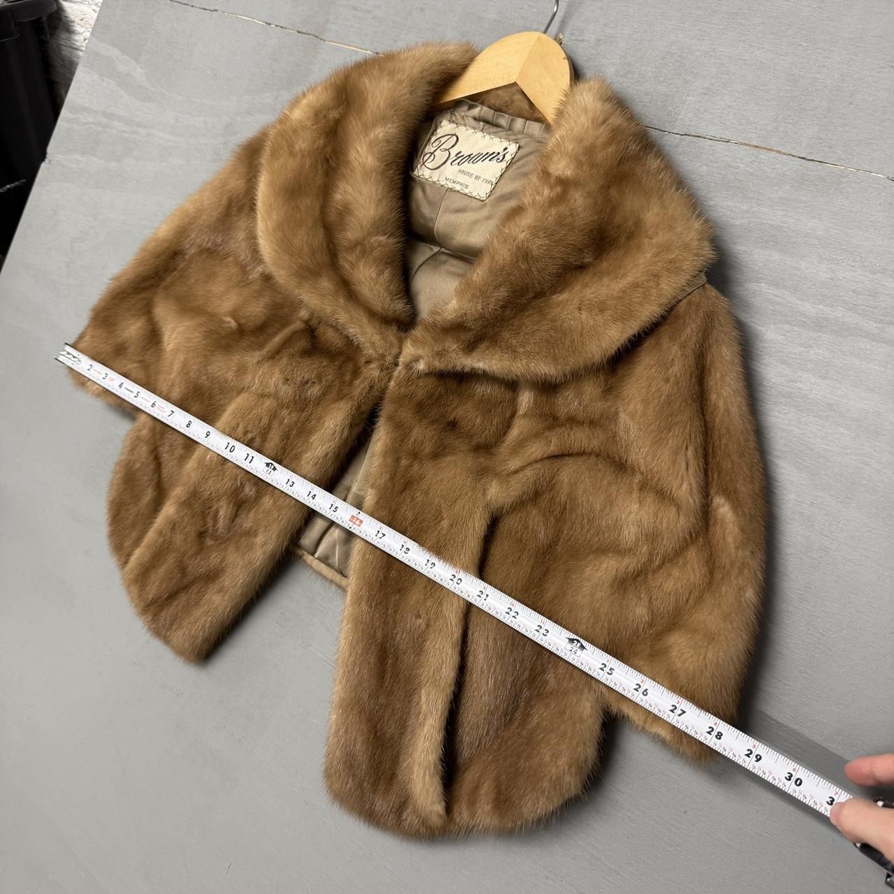 Vintage True Vintage Mink Fur Satin Lined Cape Stole Wrap Women’s Size ONE SIZE - 8 Thumbnail