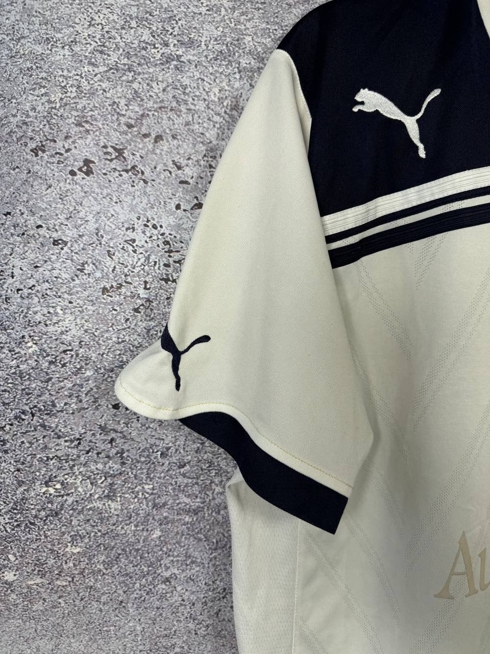 Puma Tottenham Hotspur 2010/11 Puma Home Soccer Jersey Medium Size US M / EU 48-50 / 2 - 4 Thumbnail