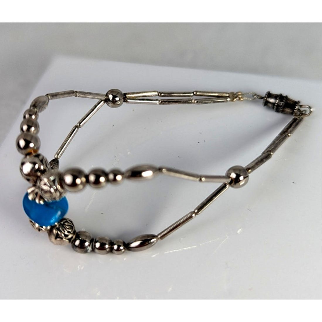 Vintage Vtge Navaho bracelet Turquoise and sterling beads 7" Navaho Size ONE SIZE - 3 Thumbnail