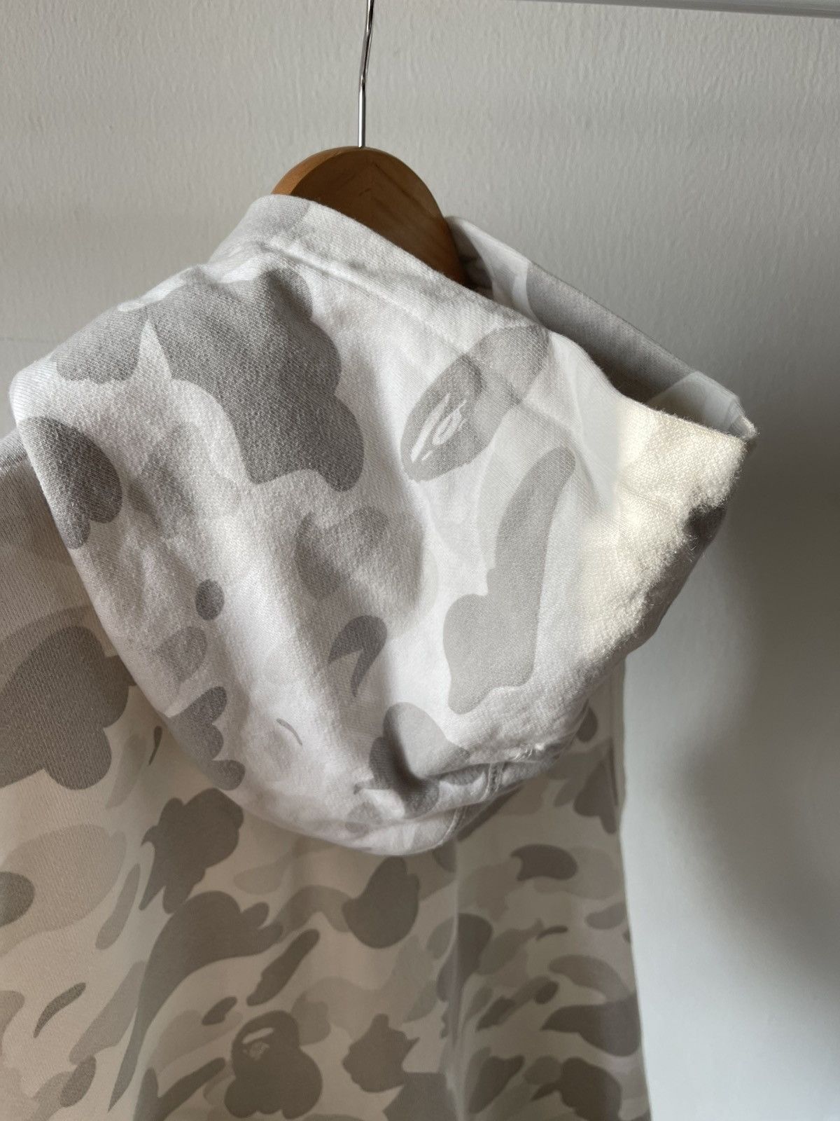 Bape 2005 Bape Camo Sleeve Less Hoodie Size US L / EU 52-54 / 3 - 10 Thumbnail