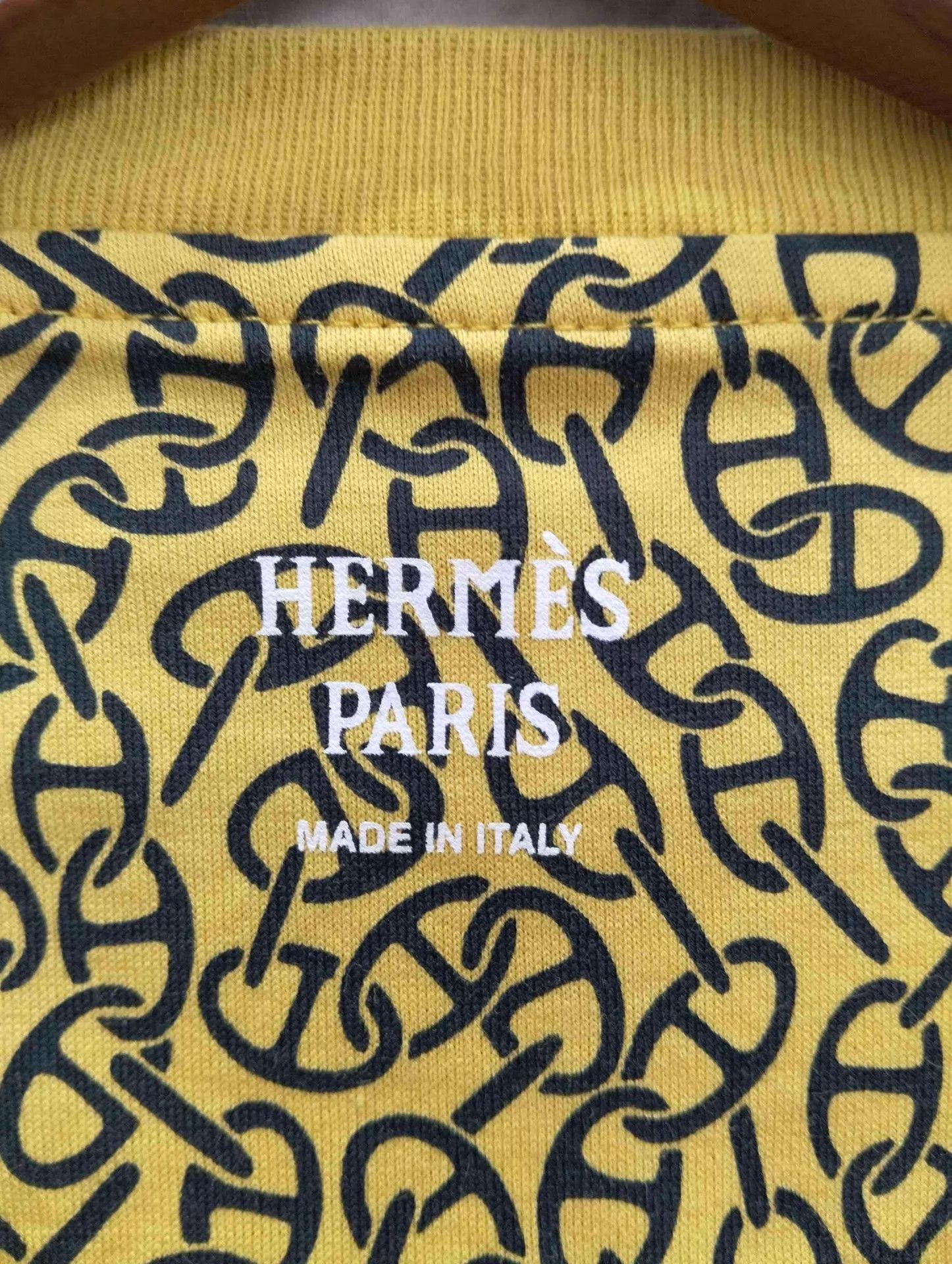 Hermes Hermes yellow allover print short-sleeve T-shirt 40 Size M / US 6-8 / IT 42-44 - 4 Thumbnail