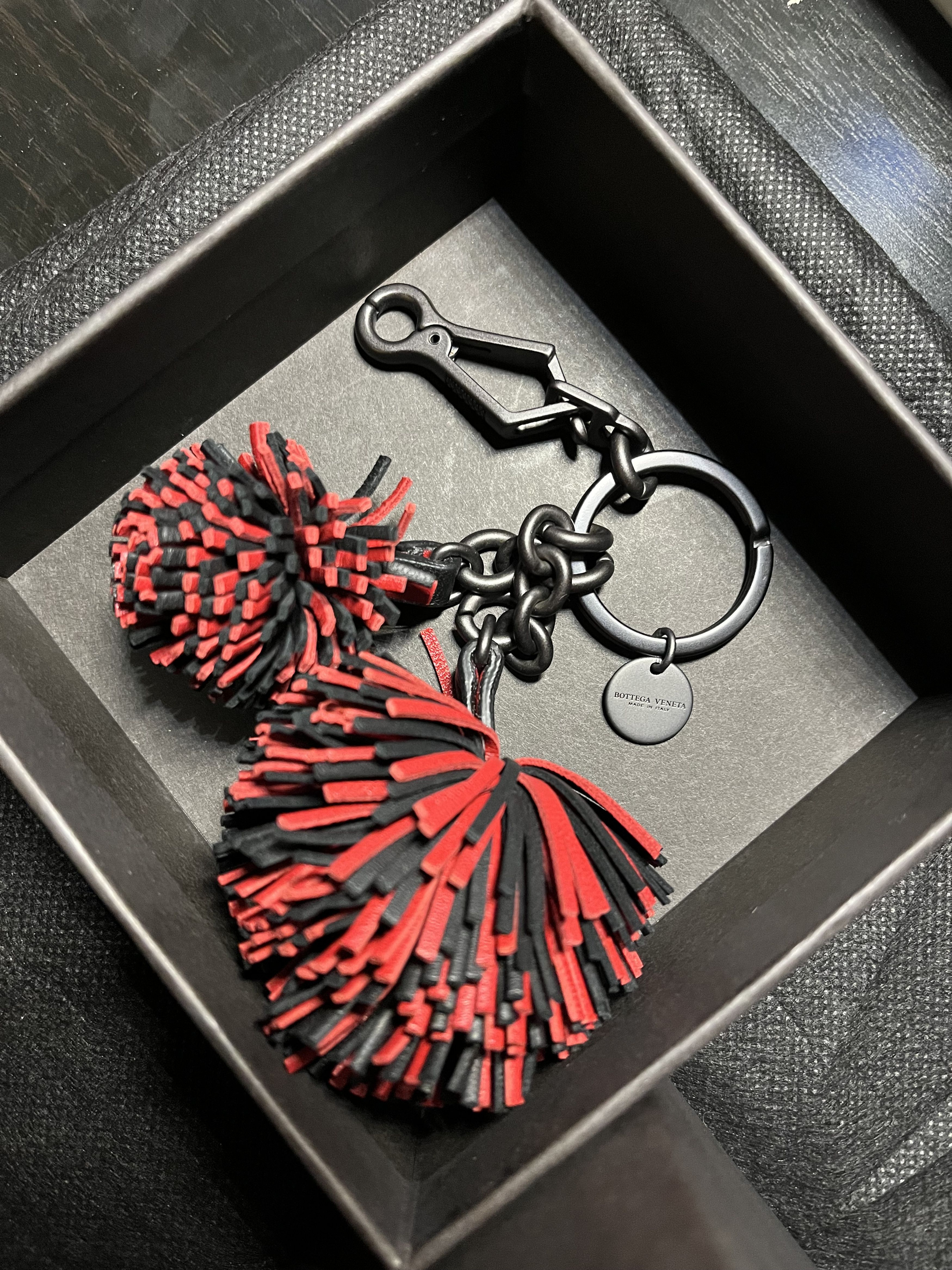 Bottega Veneta × Leather Bottega Veneta Leather Pom Pom Keyring Size ONE SIZE - 1 Thumbnail