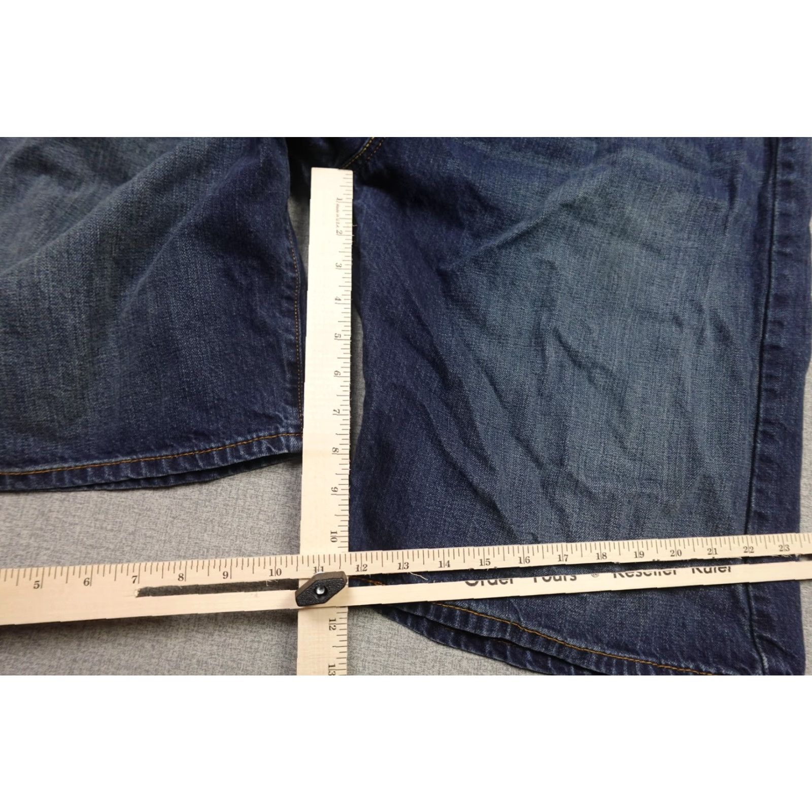 Levi's Levi's 569 Denim Shorts Bermuda Men 42 Blue Medium Wash 5-Pocket Zip Fly Pockets Size US 42 / EU 58 - 7 Thumbnail