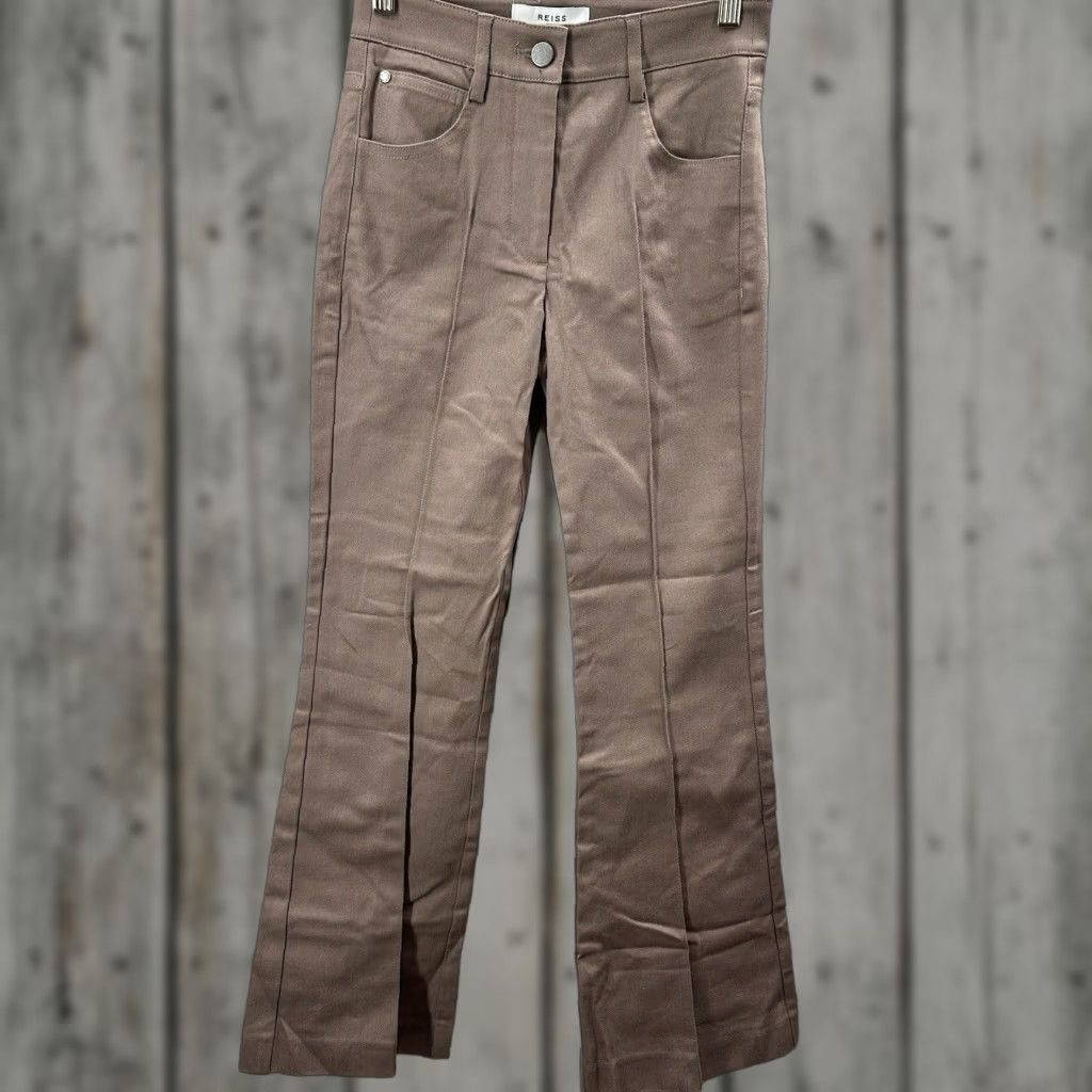 Reiss REISS Florence Flared Jeans Womens Petite 4 High Rise Cotton Front Dart Beige 90s Boho Preppy Women’s Pants Size 27" / US 4 / IT 40 - 1 Thumbnail