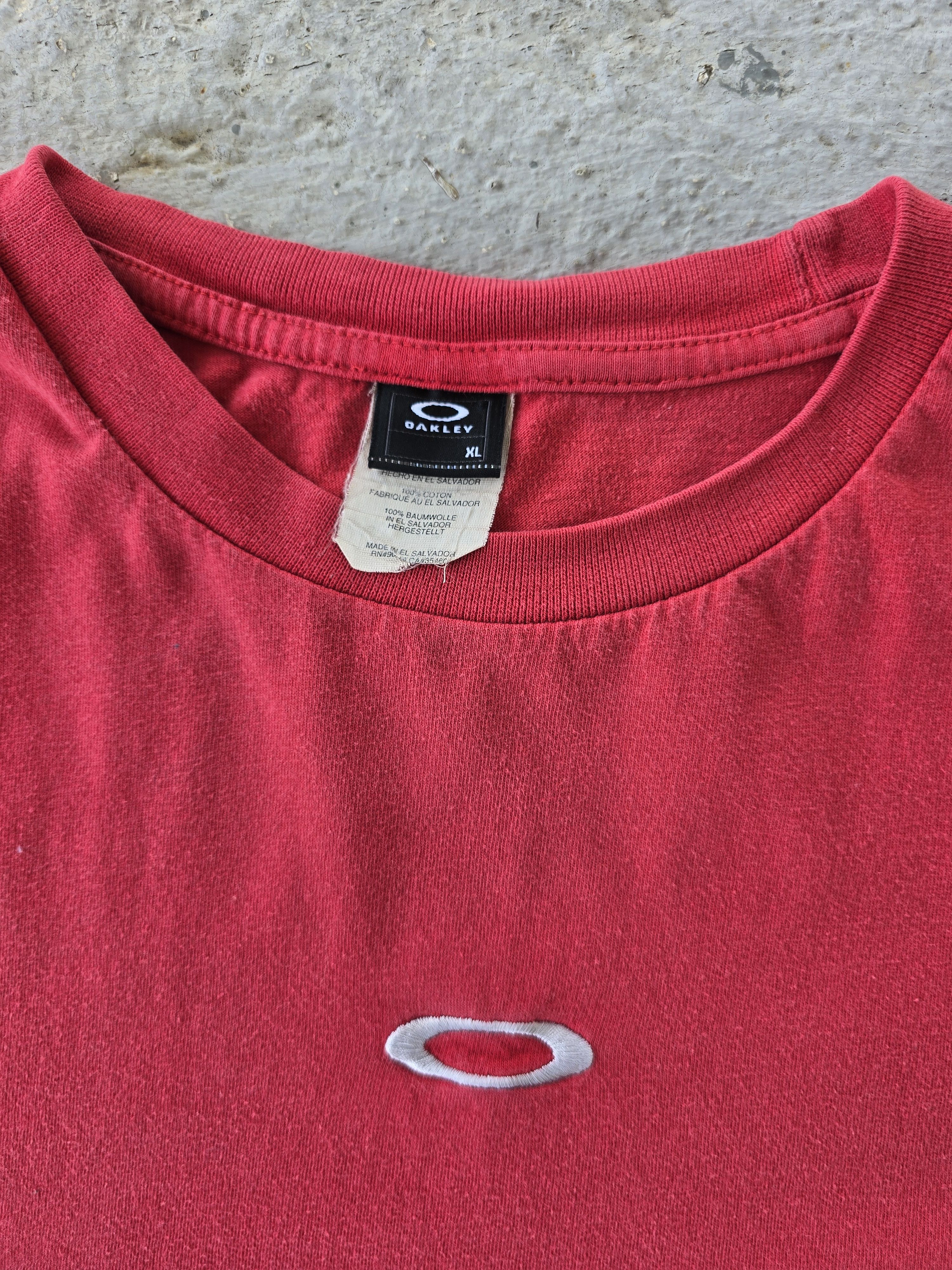 Oakley Vintage Oakley Center Logo Tee Size US XL / EU 56 / 4 - 2 Thumbnail