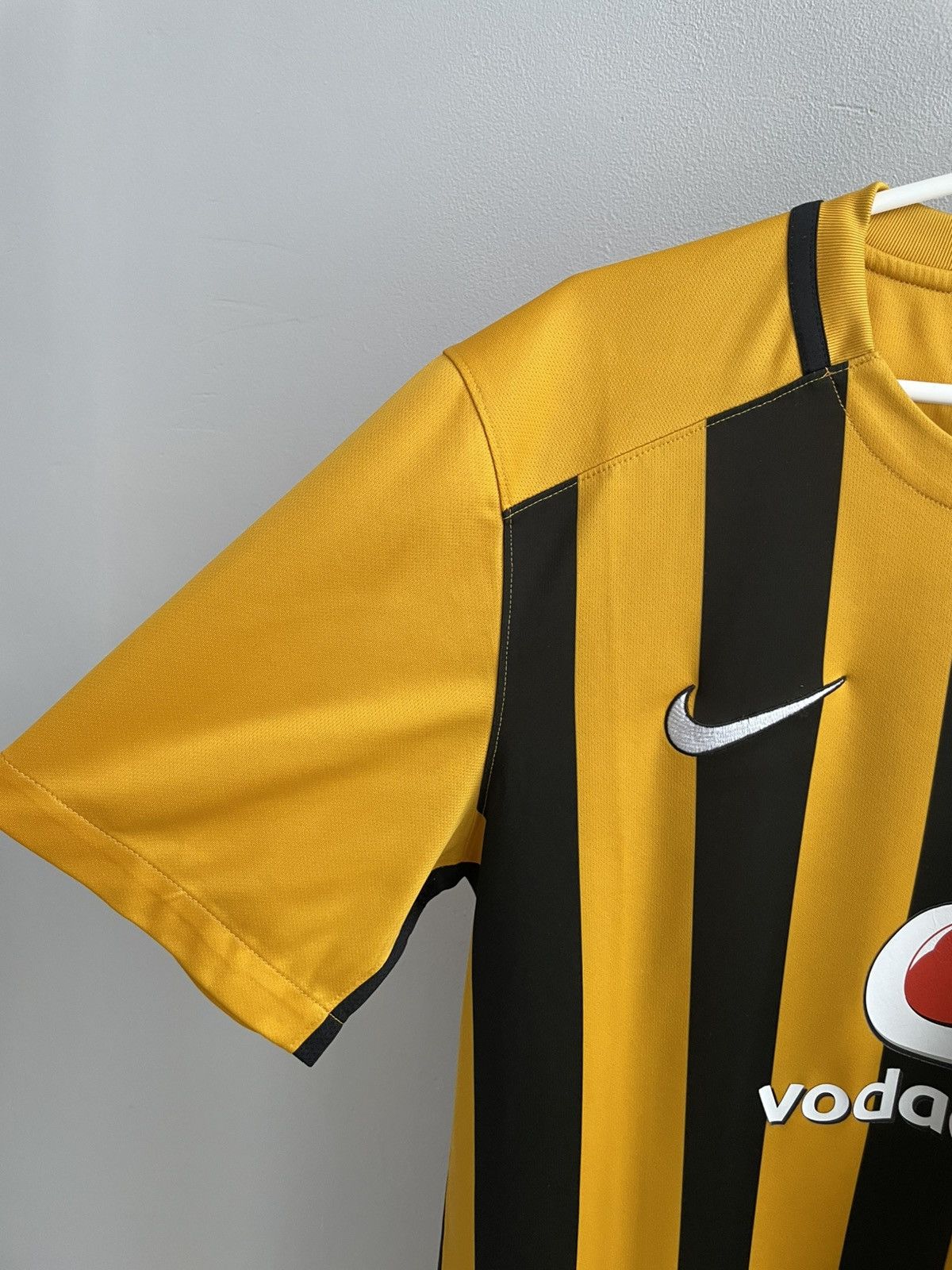 Nike Kaizer Chiefs 2015 2016 Home Shirt Football Soccer Jersey Size US M / EU 48-50 / 2 - 3 Thumbnail