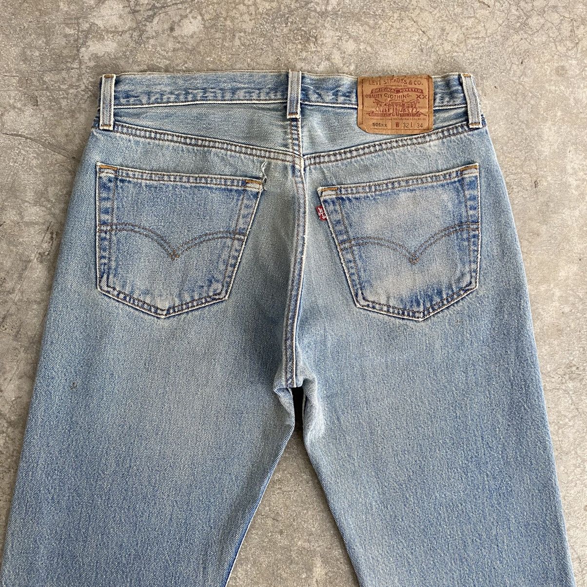 Levi's Size 31x30.5 VTG 90’s Levis 501xx Light Blue Jeans Size US 31 - 19 Thumbnail