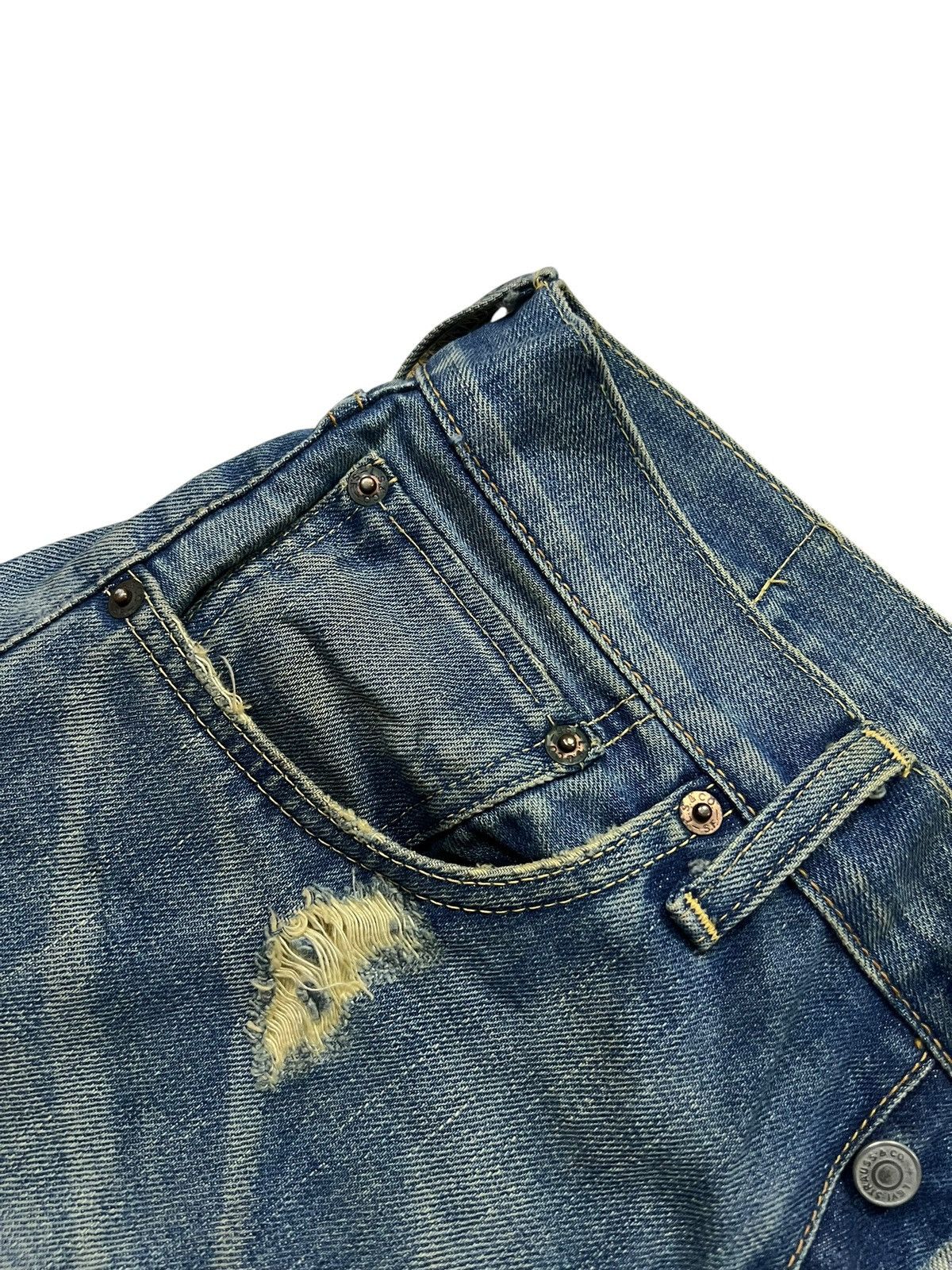 Levi's Vintage Levi’s 501 Big E Selvedge Distressed Mud Wash Jean Size US 30 / EU 46 - 6 Thumbnail