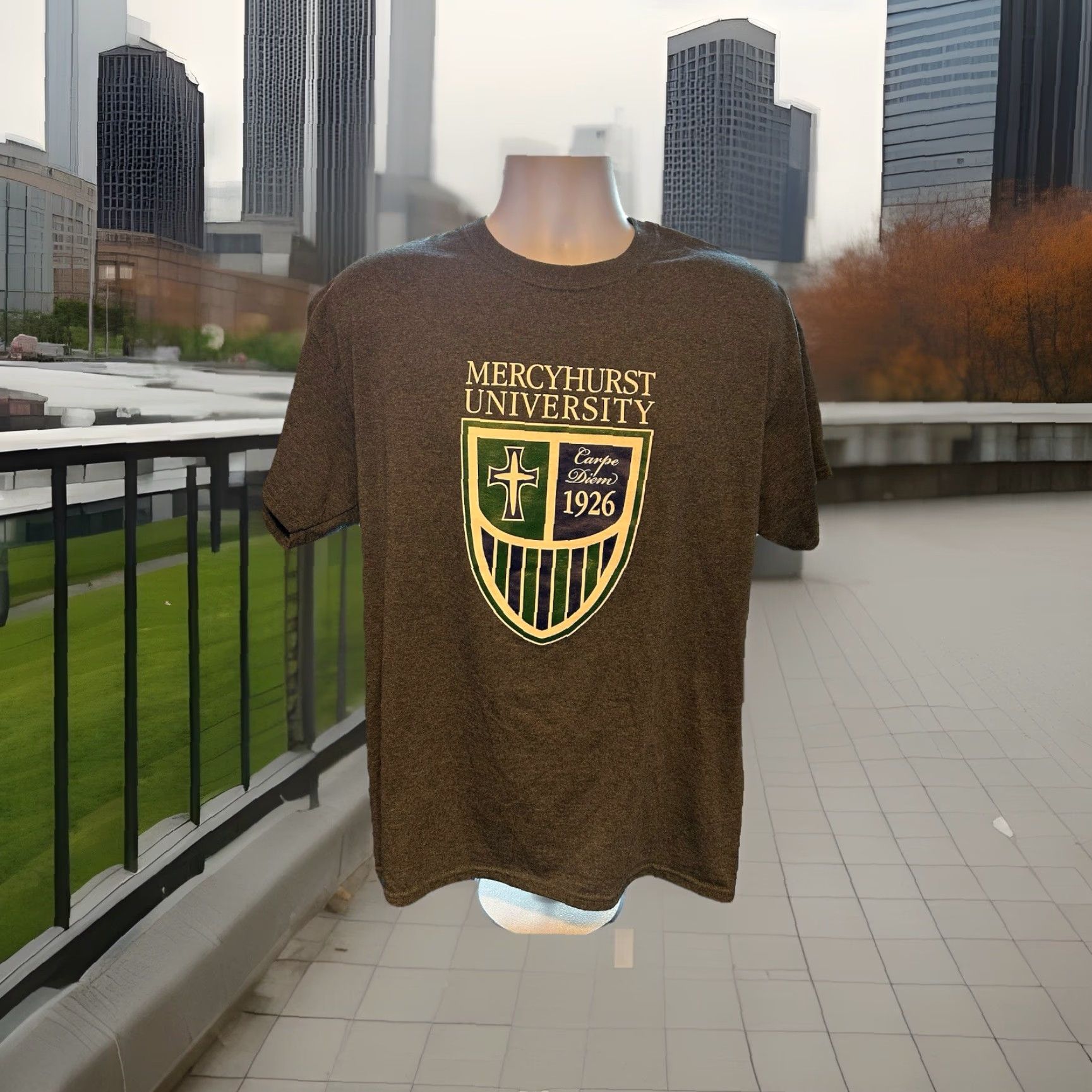 Gildan Mercyhurst University Shirt Men L Heather Gray Short Sleeve Crew Neck Graphic Print Logo University Sports 2010s Gildan Ultra Cotton Size US L / EU 52-54 / 3 - 7 Thumbnail