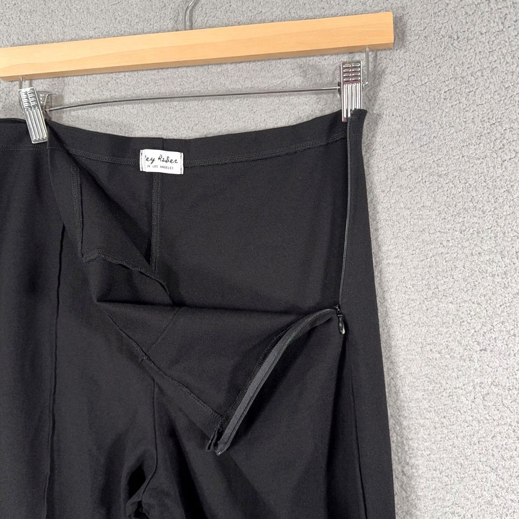 Vintage Ripley Rader Pants Black Knit Tapered Ankle Slim Plus 1X Pockets Zip Side High Rise Womens Size 40" / US 18 - 6 Thumbnail