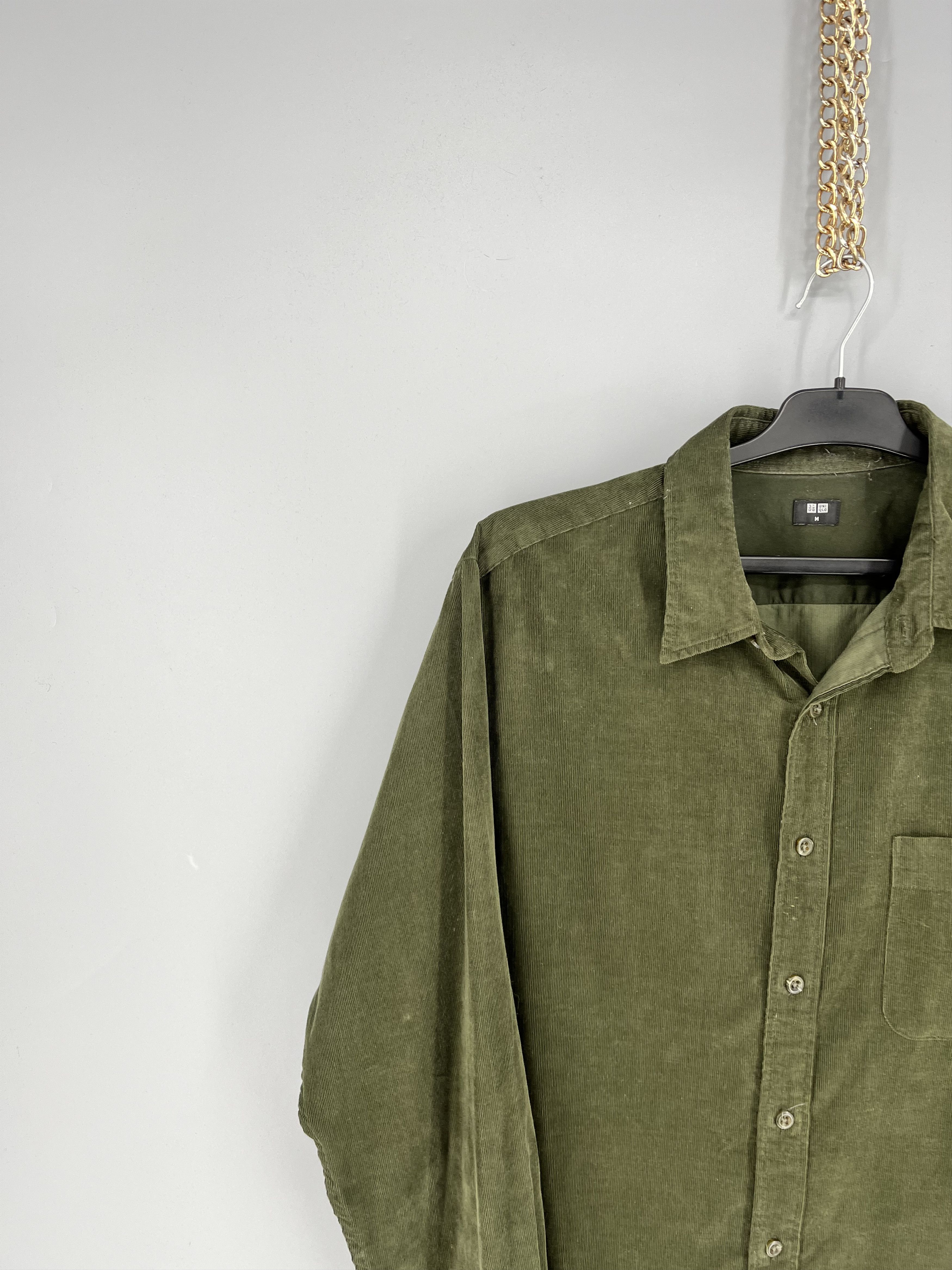 Uniqlo Uniqlo Velvet Style Basic Shirt Size-M Size US M / EU 48-50 / 2 - 4 Thumbnail