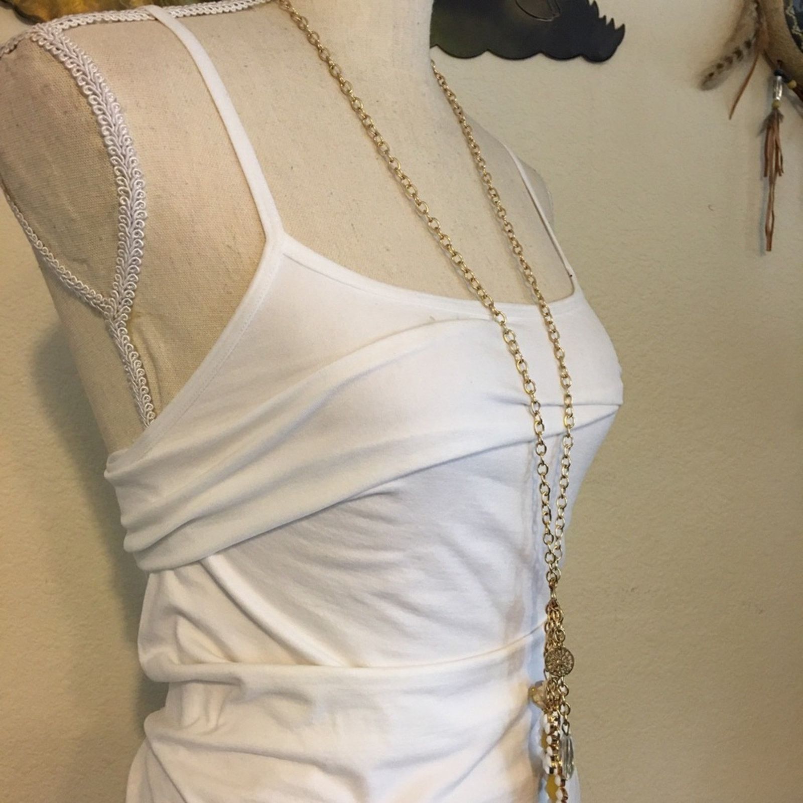 Jewelry Gold tone chain faceted stone daisy long necklace Size ONE SIZE - 3 Thumbnail