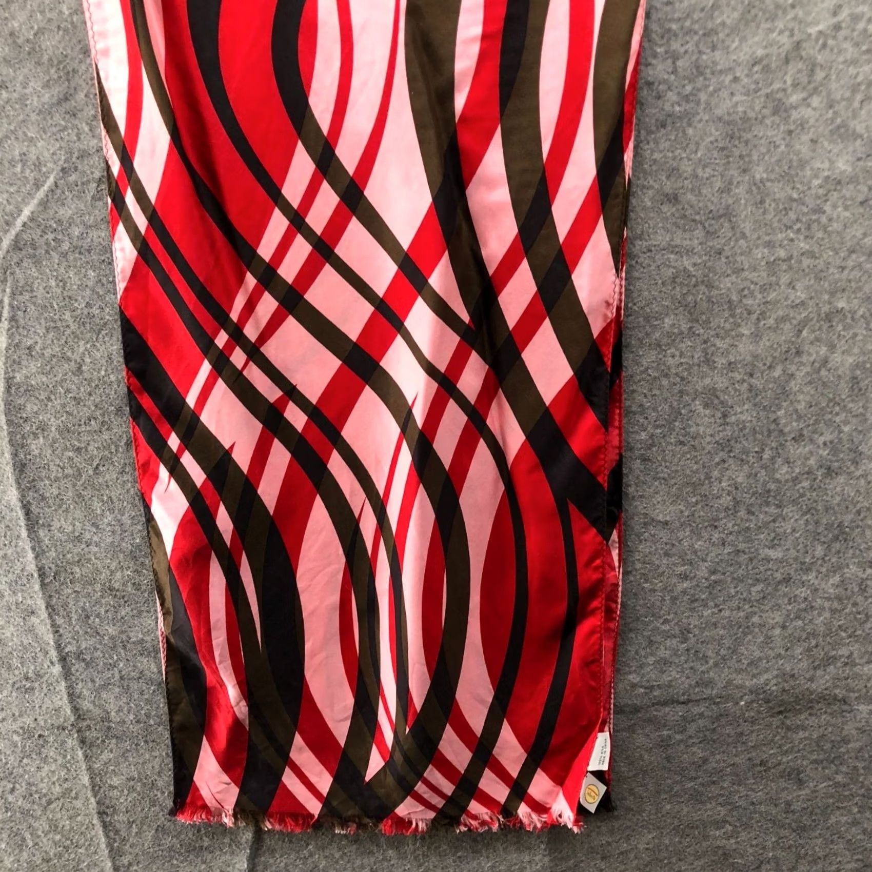 Talbots VINTAGE Talbots Scarf Womens 100% Silk Pink Red Wave Print Rectangle Shawl Silk Scarf Bohemian Floral Department Women Mens? Size ONE SIZE - 5 Thumbnail