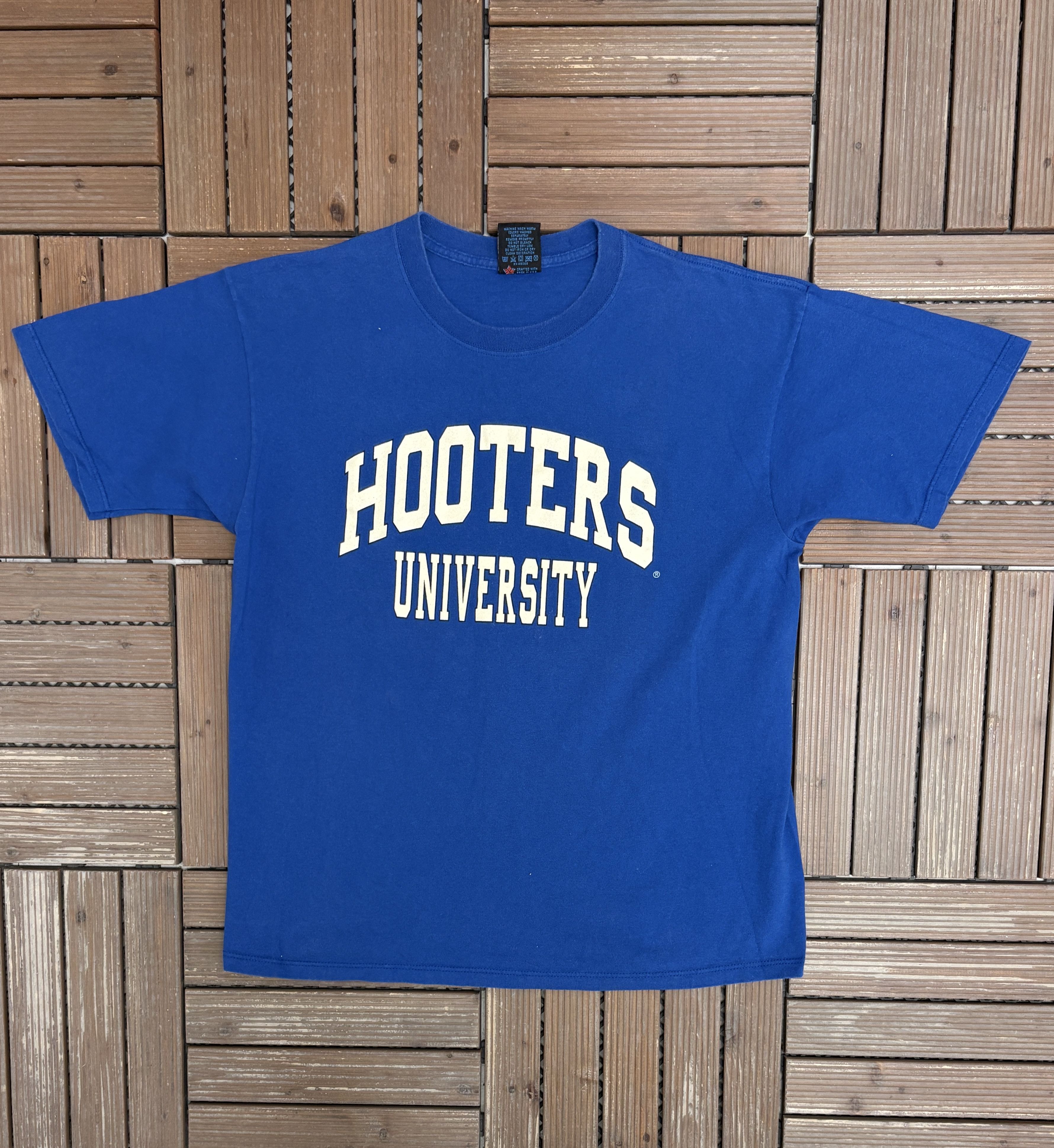 Vintage Hooters University Vintage Blue T-Shirt Tee Size US L / EU 52-54 / 3 - 1 Thumbnail