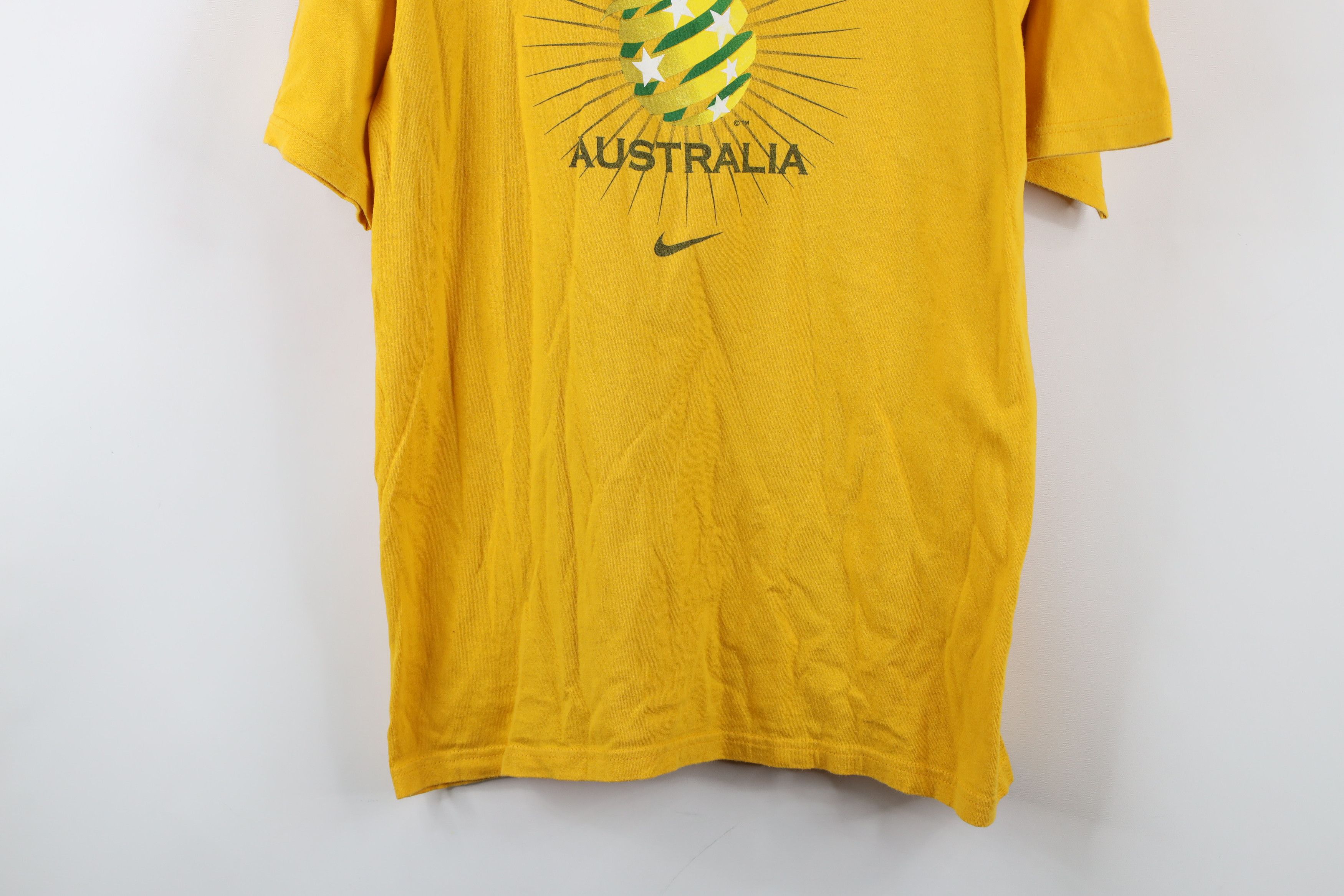 Nike × Vintage Vintage Nike Total 90 Center Swoosh Australia Soccer T-Shirt Size US S / EU 44-46 / 1 - 3 Thumbnail