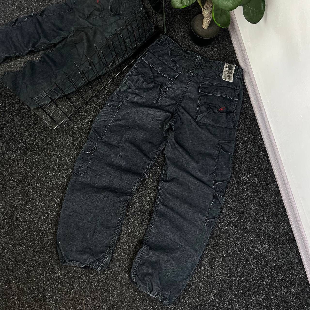 O'Neill Oneill baggy cargo corduroy pants parachute style surf Rap Size US 34 / EU 50 - 1 Thumbnail
