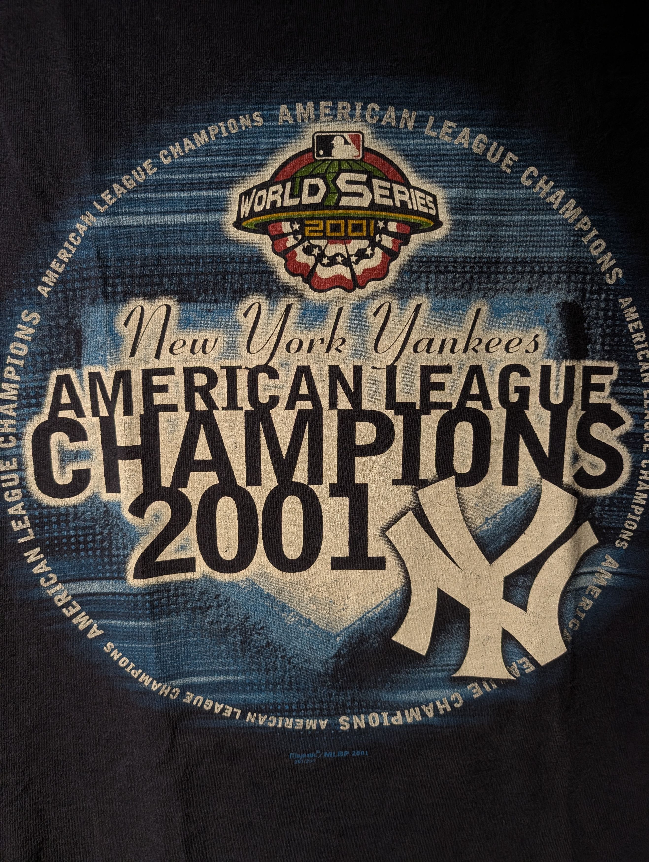MLB Vintage 2001 New York Yankees American Champion T-Shirt Size US XL / EU 56 / 4 - 2 Thumbnail