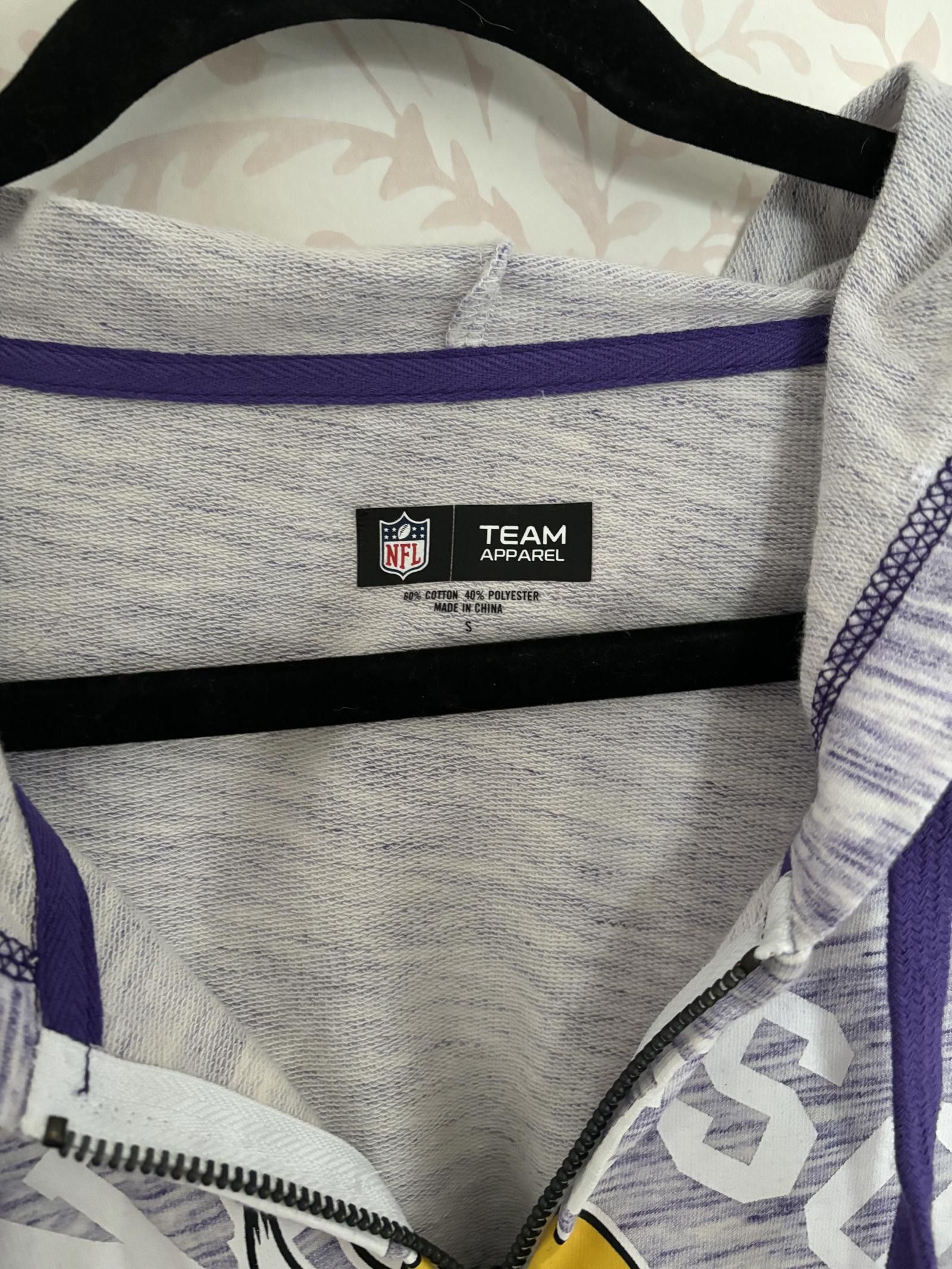 NFL NWT Minnesota Vikings Women's Hoodie - NFL Team Apparel SM Size S / US 4 / IT 40 - 2 Thumbnail