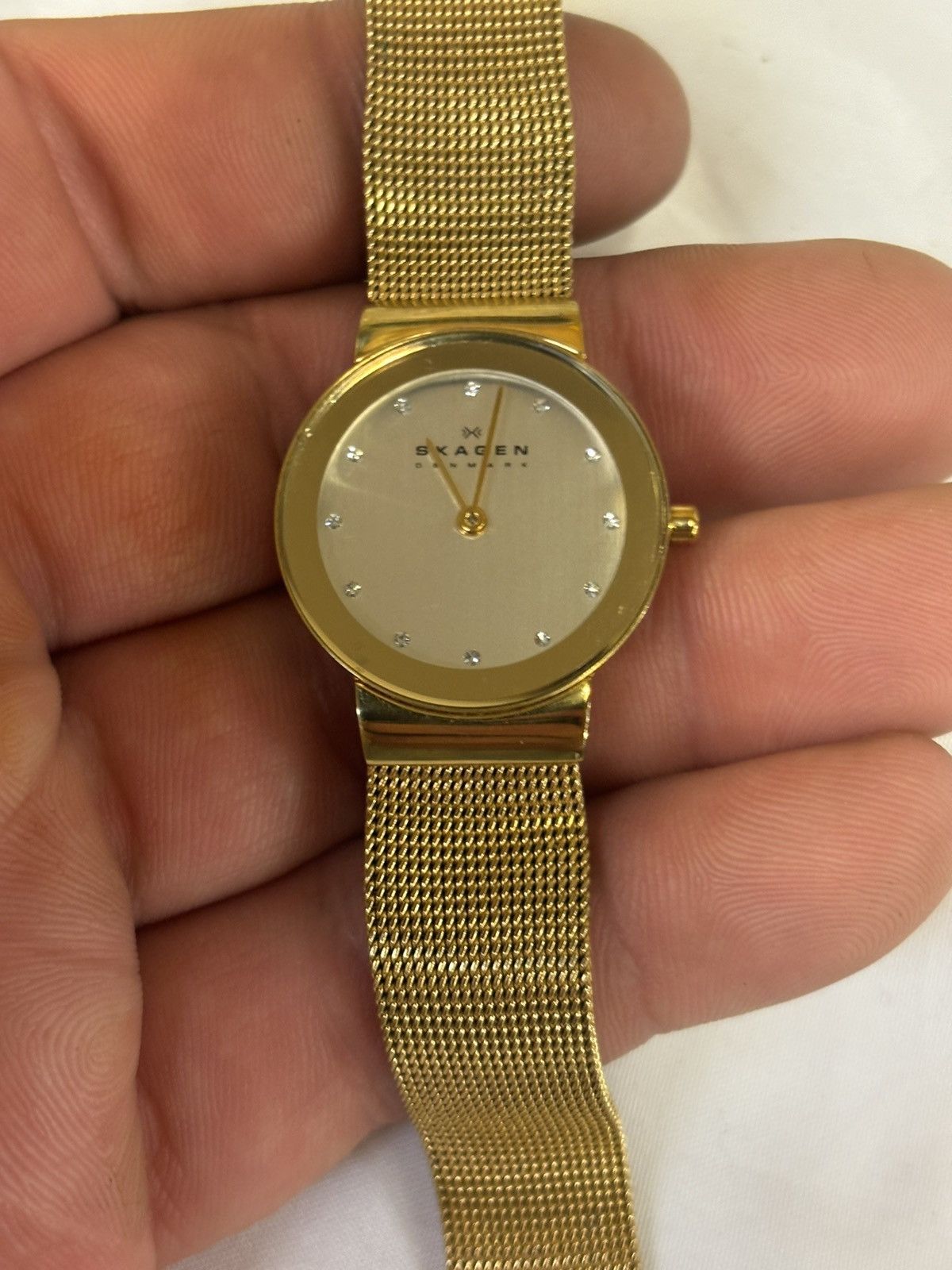 Skagen Skagen Gold Tone Mesh Band! New Battery! Size ONE SIZE - 4 Thumbnail