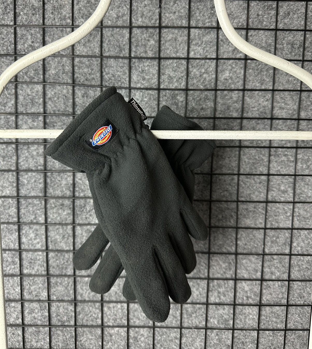 Dickies Dickies Outdoor Logo Fleece Insulated Gloves Size OS Size ONE SIZE - 3 Thumbnail