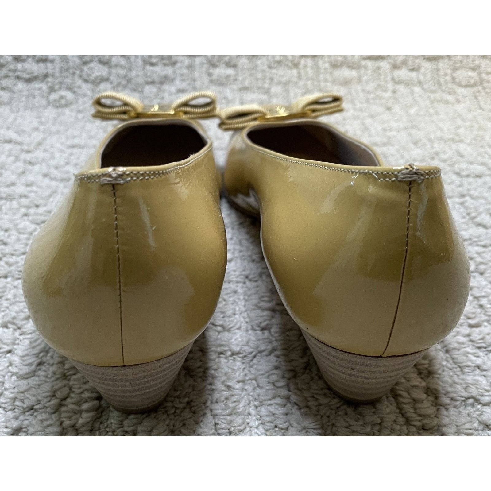 Salvatore Ferragamo Salvatore Ferragamo Pumps Womens 8 C Yellow Patent Leather Size US 8 / IT 38 - 9 Thumbnail