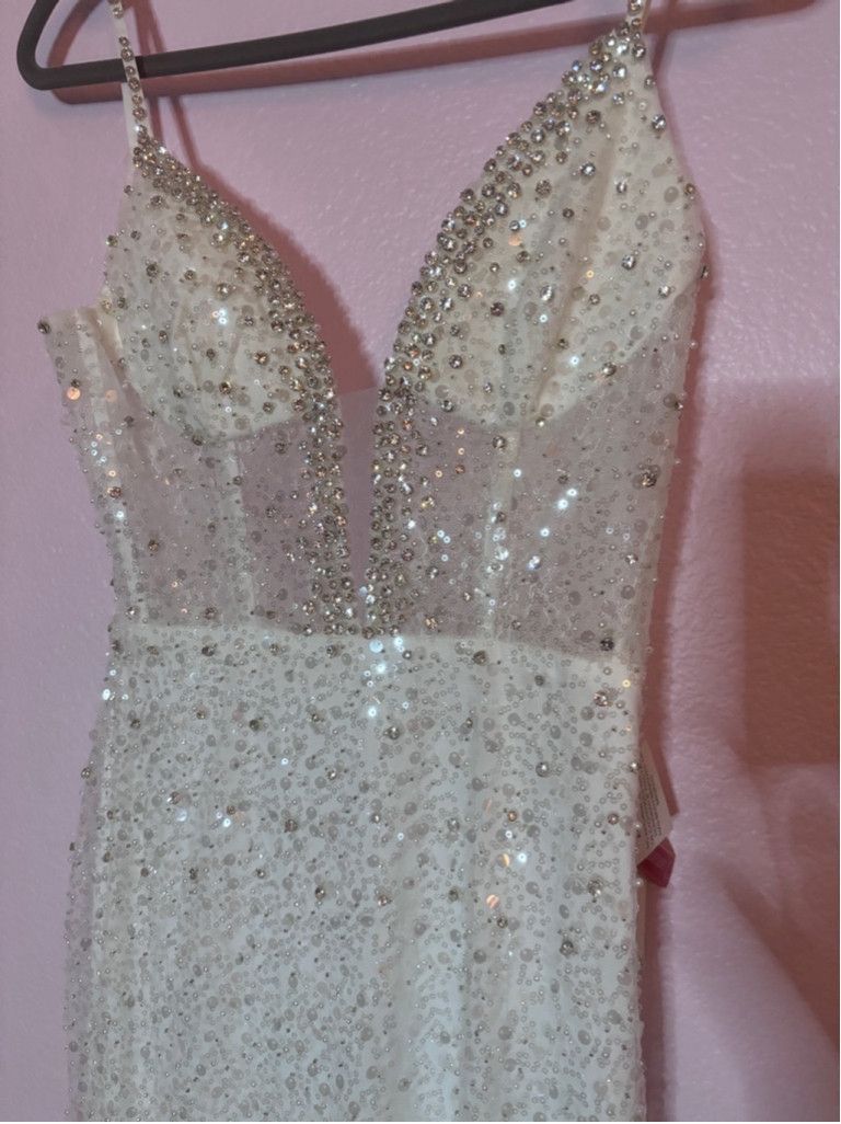 Mac Duggal Mac Duggal white gown sz 2 Size XS / US 0-2 / IT 36-38 - 5 Thumbnail