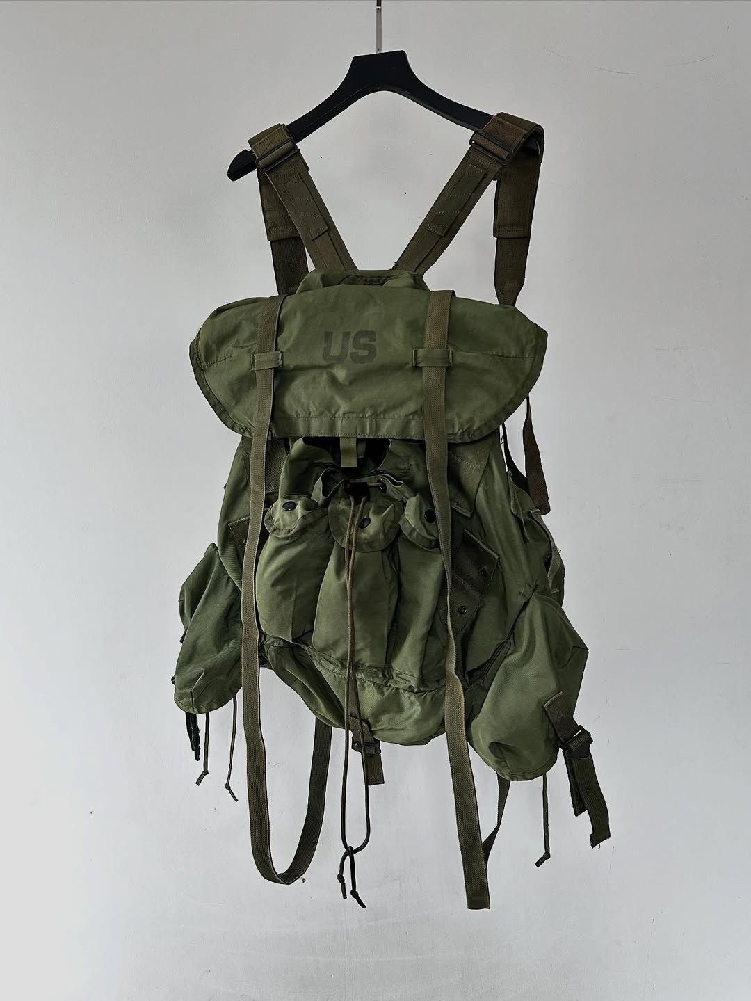 Vintage Vintage U.S. Army Rucksack Backpack Field Pack Size ONE SIZE - 2 Thumbnail