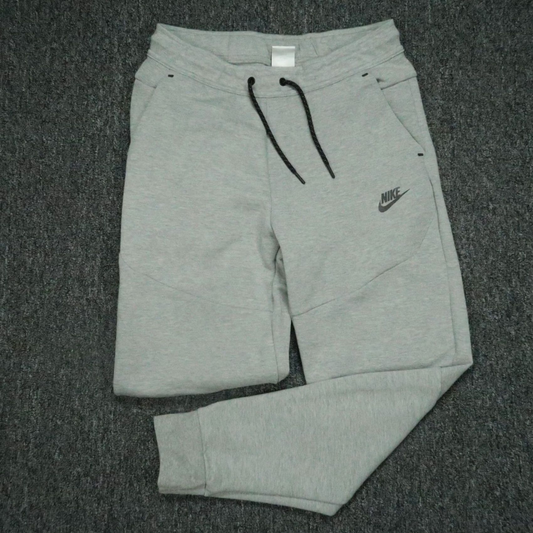 Nike Nike Tech Fleece Pants Mens Small Gray Jogger with Pockets Zip Pocket Athletic Casual Activewear S Xs? (adjusted) Size US 29 - 2 Thumbnail