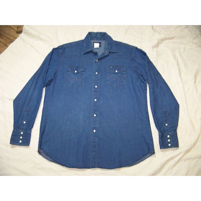 Wrangler Men's Wrangler Denim Shirt with Pearl Snaps - See Measurements ...