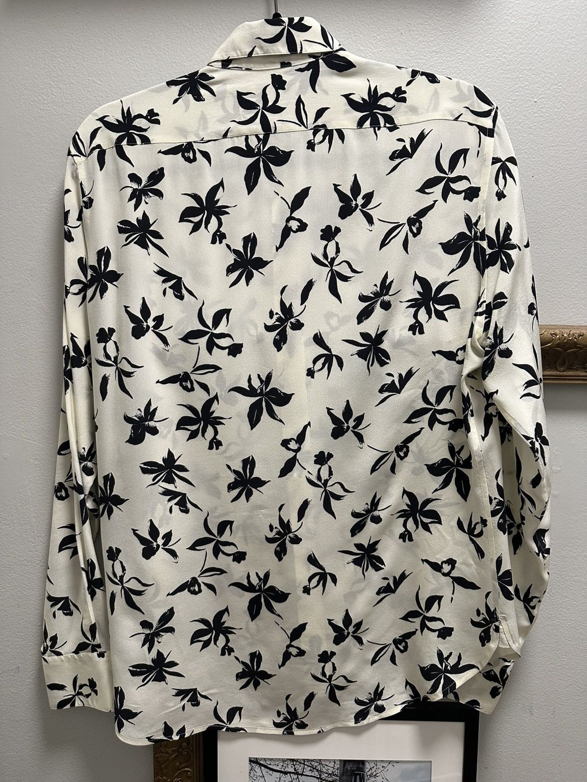 Saint Laurent Paris Saint Laurent Crepe de Chine silk shirt Size US S / EU 44-46 / 1 - 7 Thumbnail