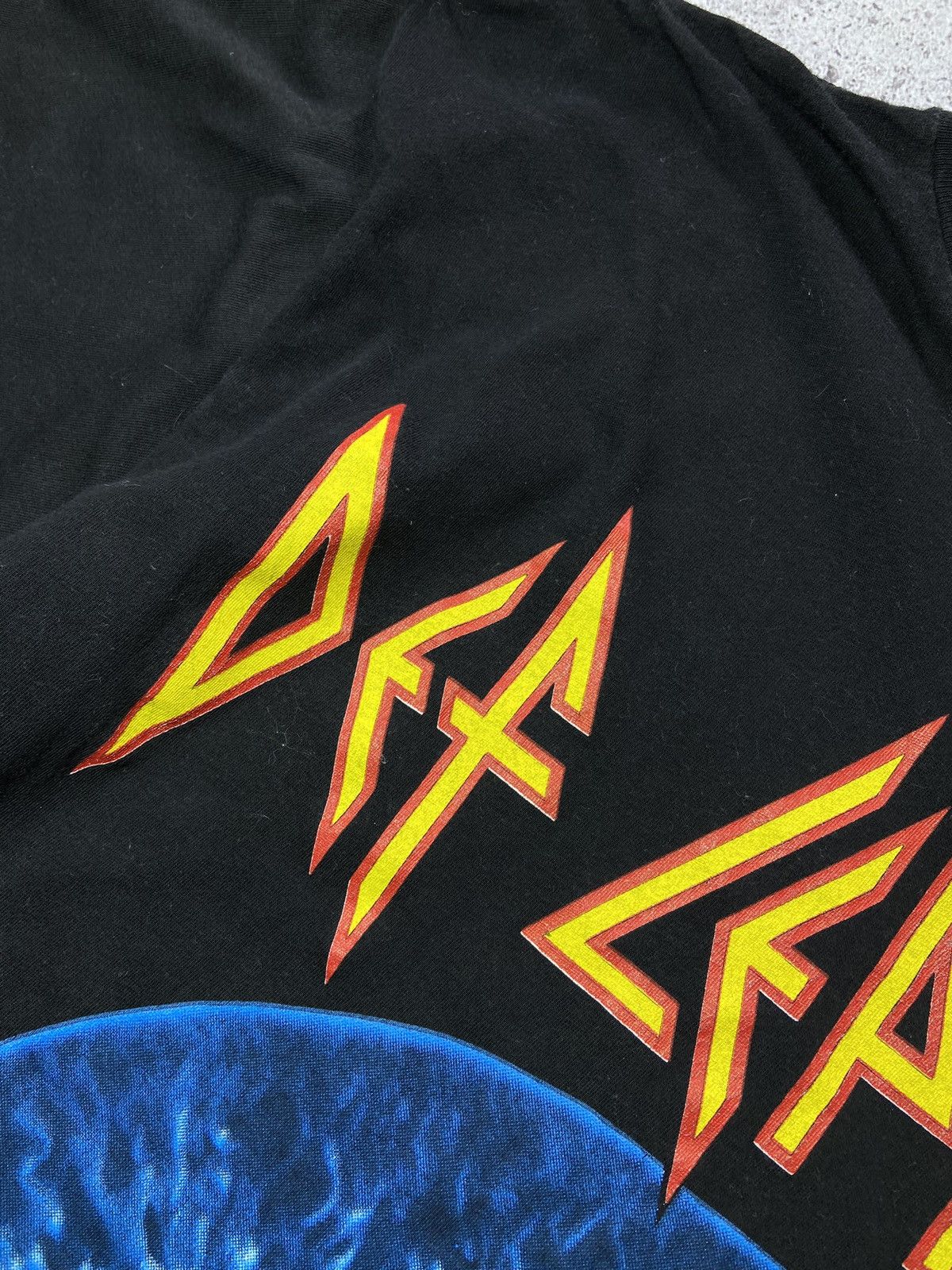 Band Tees × Def Leppard × Vintage 💥Def Leppard vintage 1992 band t-shirt‼️ Size US XL / EU 56 / 4 - 4 Thumbnail