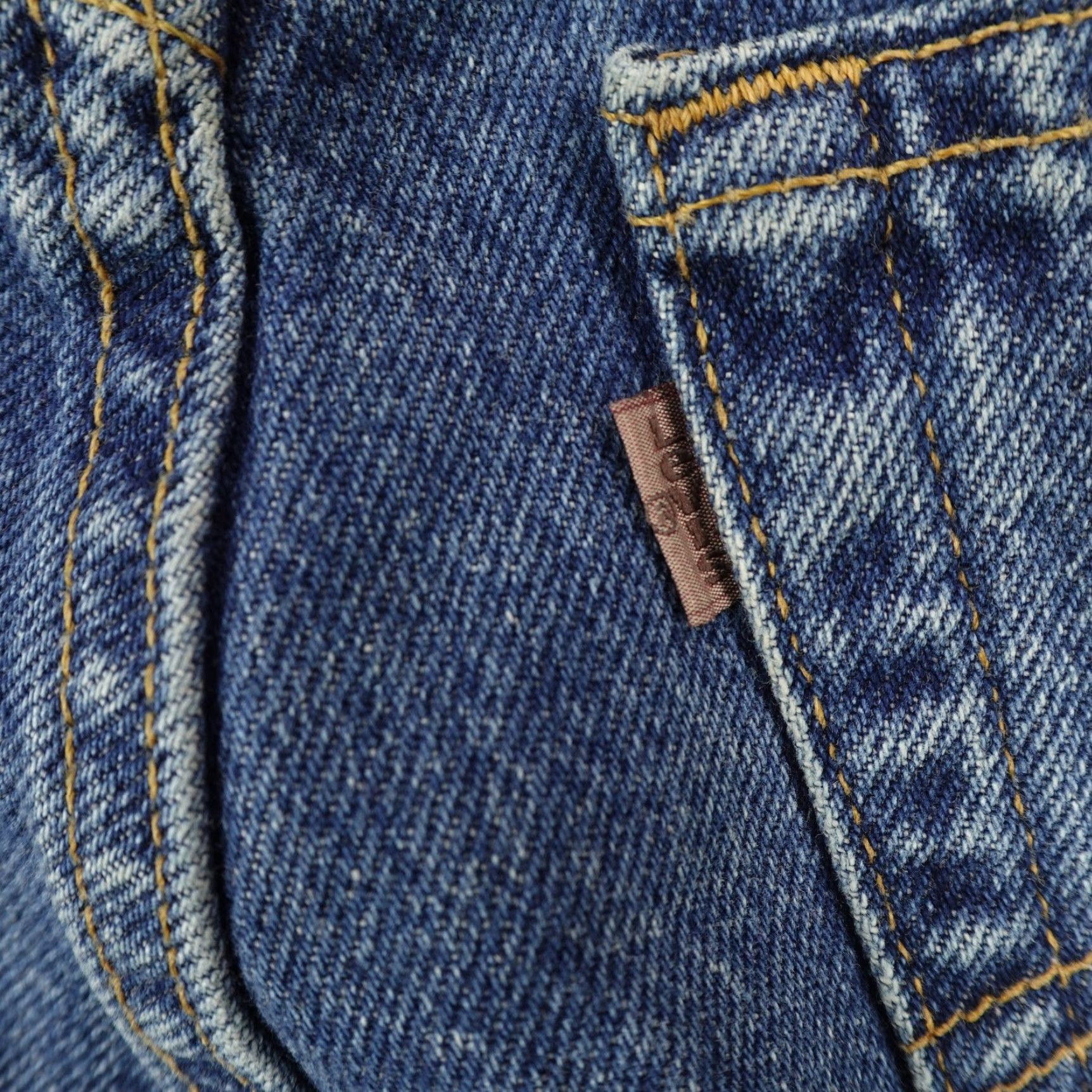 Levi's VINTAGE Levi's Jeans Mens 38x32 Blue Denim 545 Loose Fit Relaxed Y2KBrown Tab 545 Levi's 500 Series Mens Jeans Size US 35 - 7 Thumbnail
