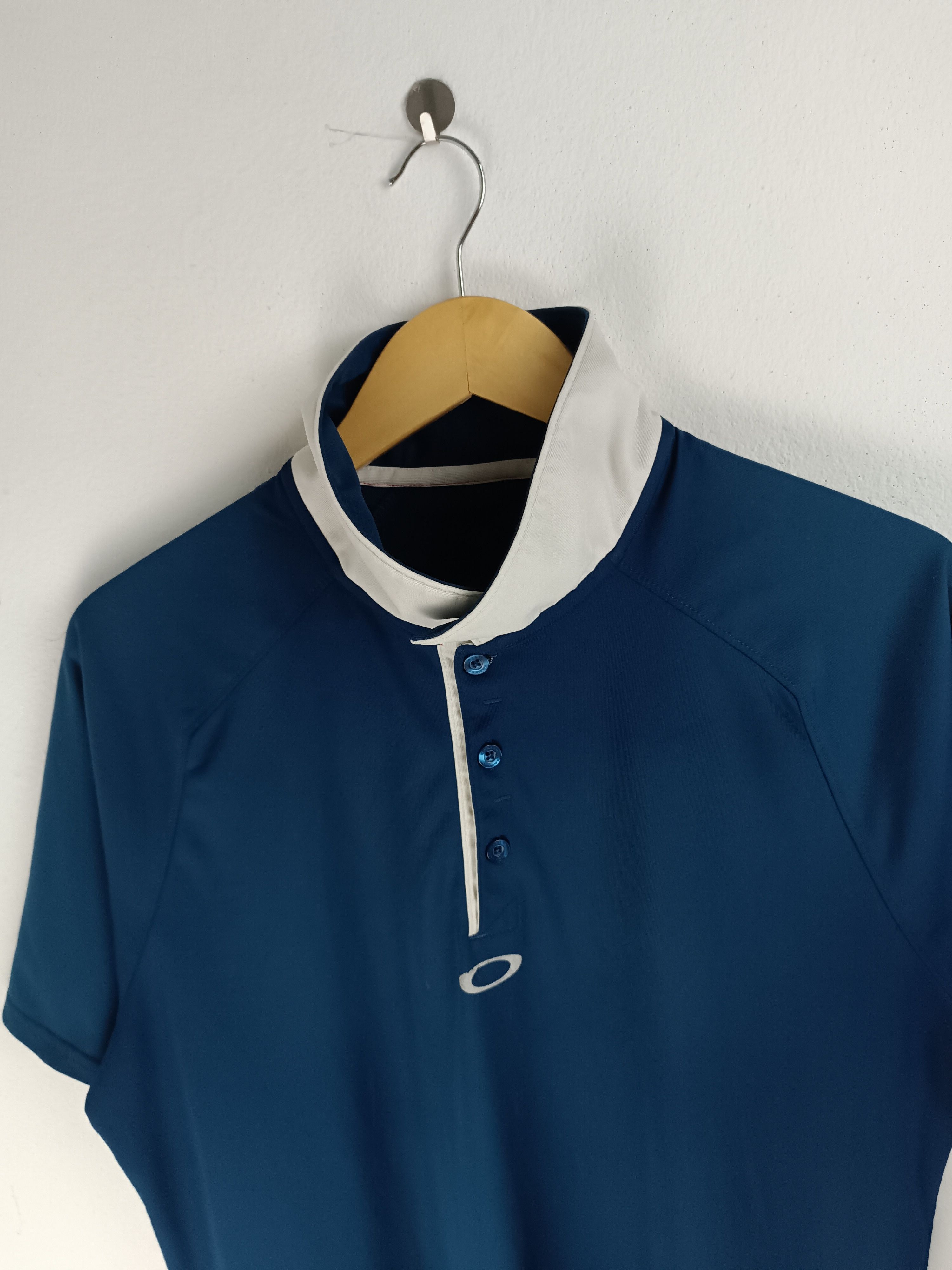 Oakley VINTAGE Y2K OAKLEY SMALL LOGO JERSEY POLO TECH GORP STYLE Size US XL / EU 56 / 4 - 5 Thumbnail