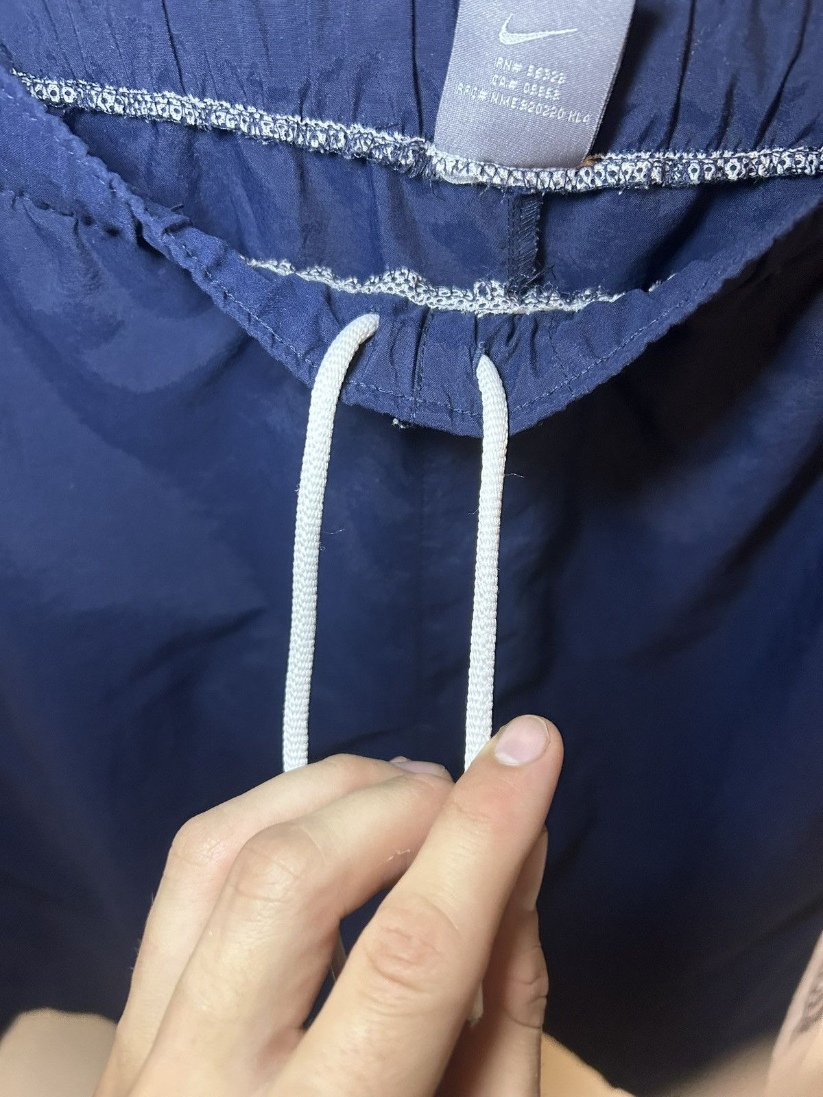 Nike Vintage Nike baggy active / swim shorts Size US 34 / EU 50 - 5 Thumbnail