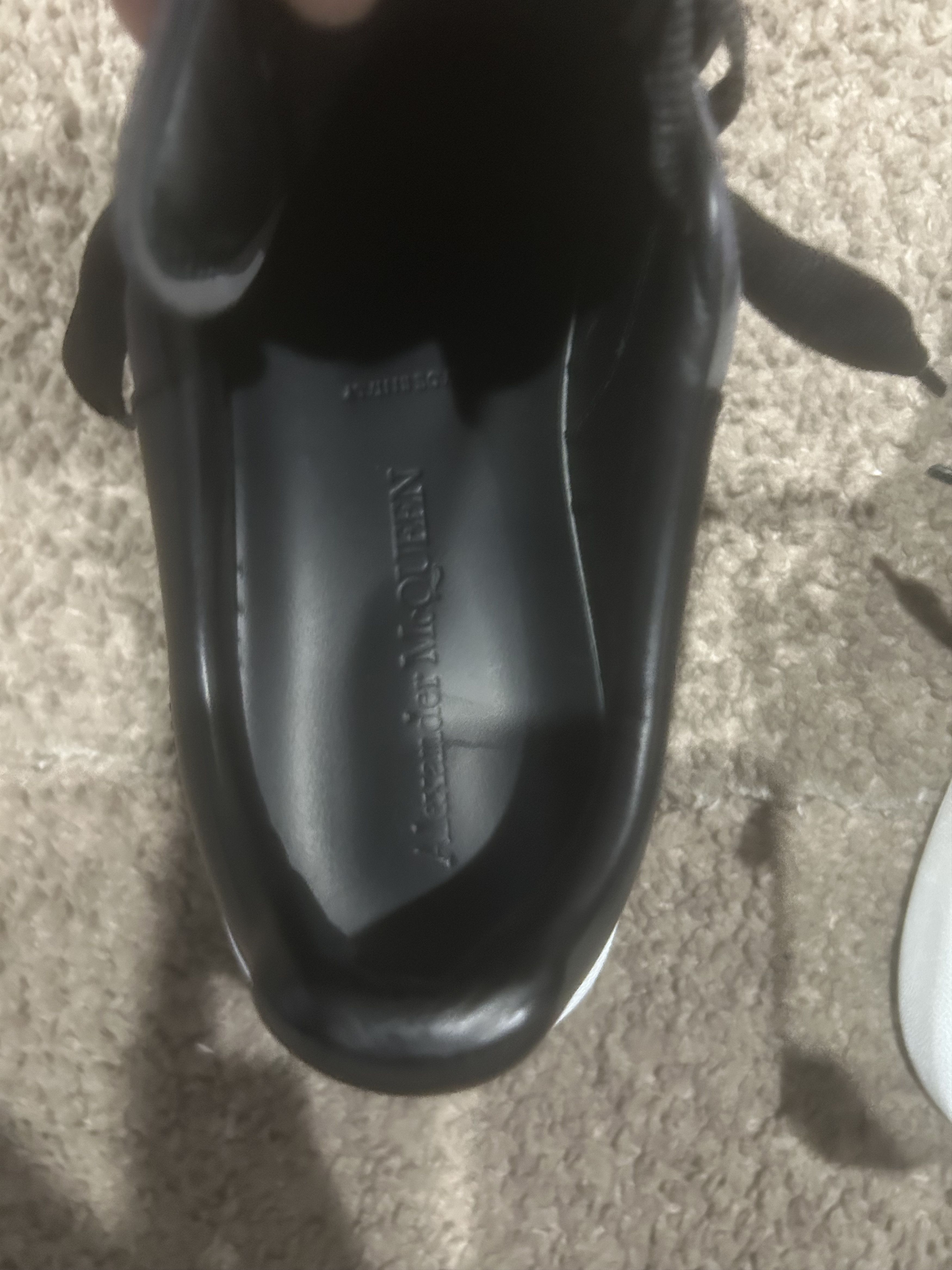 Alexander McQueen Alexander McQueen Irridescent Tech Bettle/Black Size US 7 / EU 40 - 17 Thumbnail