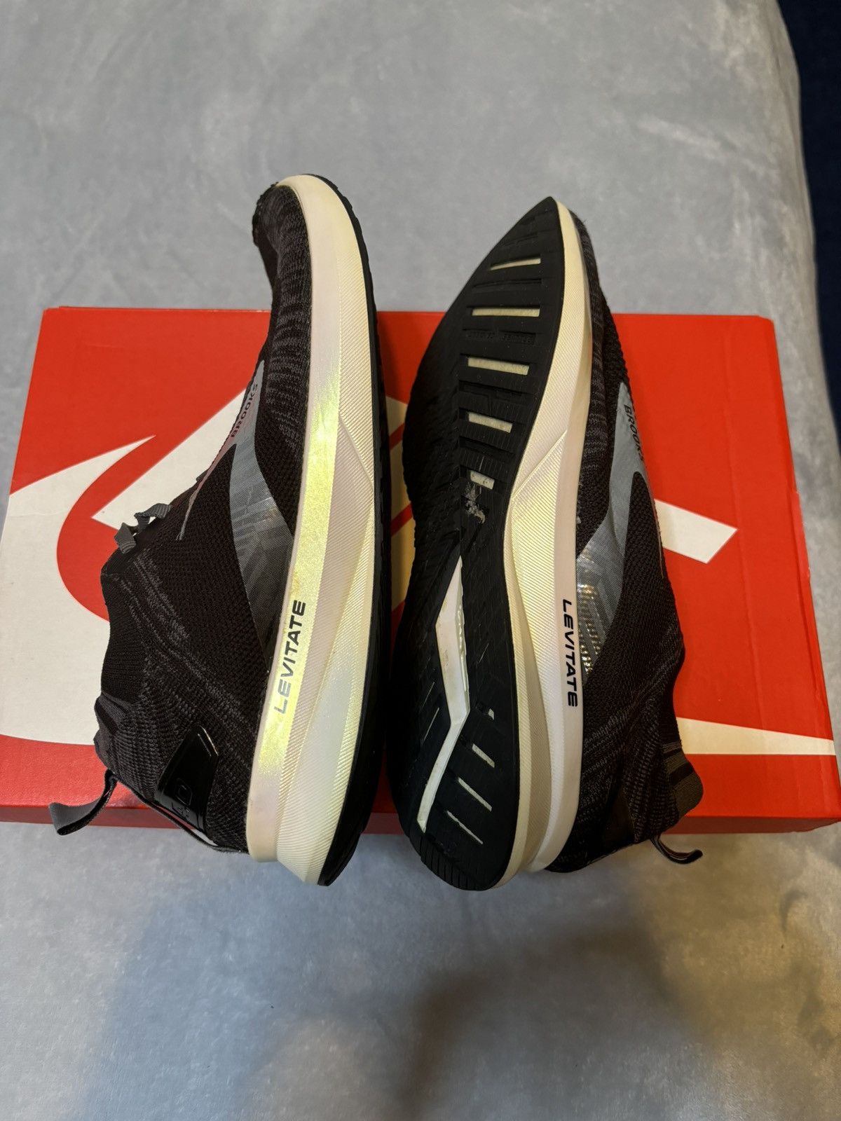 Brooks Brooks Levitate 4 Black White Size 9.5 Size US 9.5 / EU 42-43 - 3 Thumbnail