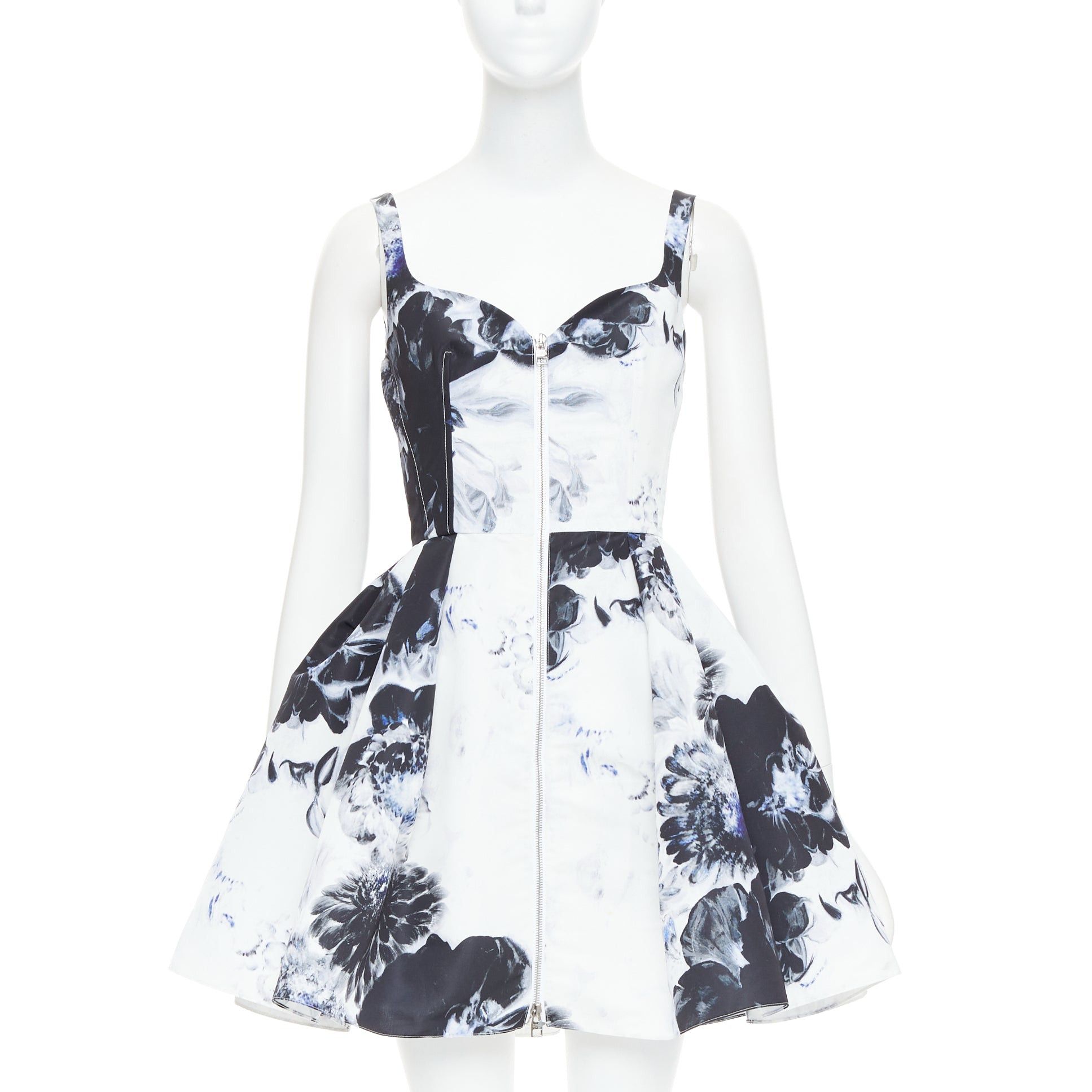 Alexander McQueen ALEXANDER MCQUEEN 2023 Chiaroscuro ink floral print zip front dress IT38 XS Size XS / US 0-2 / IT 36-38 - 1 Thumbnail