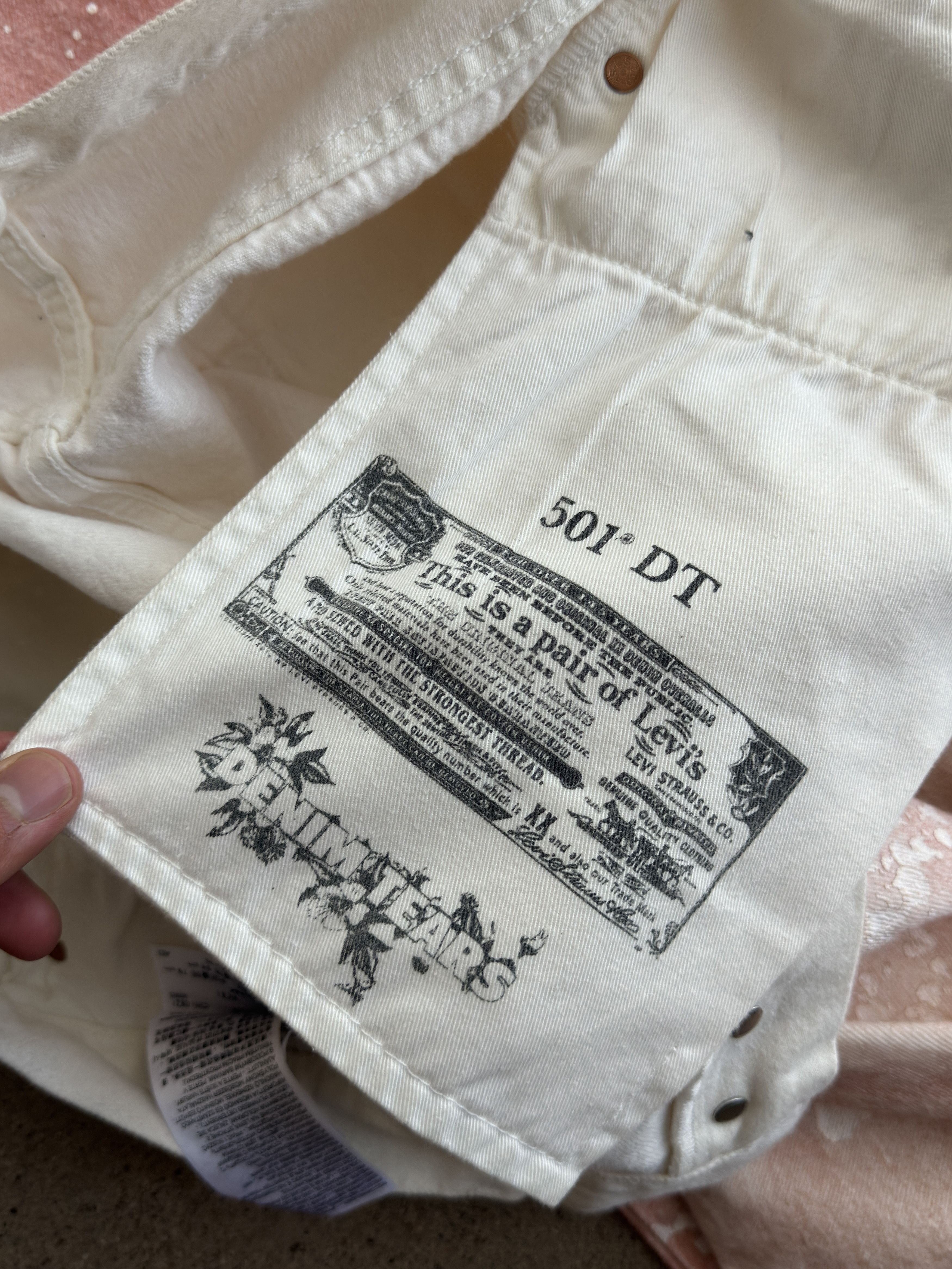 DENIM TEARS × Levi's Denim Tears Levi's 501 Jeans Brick Mason White Red Clay Size US 31 - 11 Thumbnail