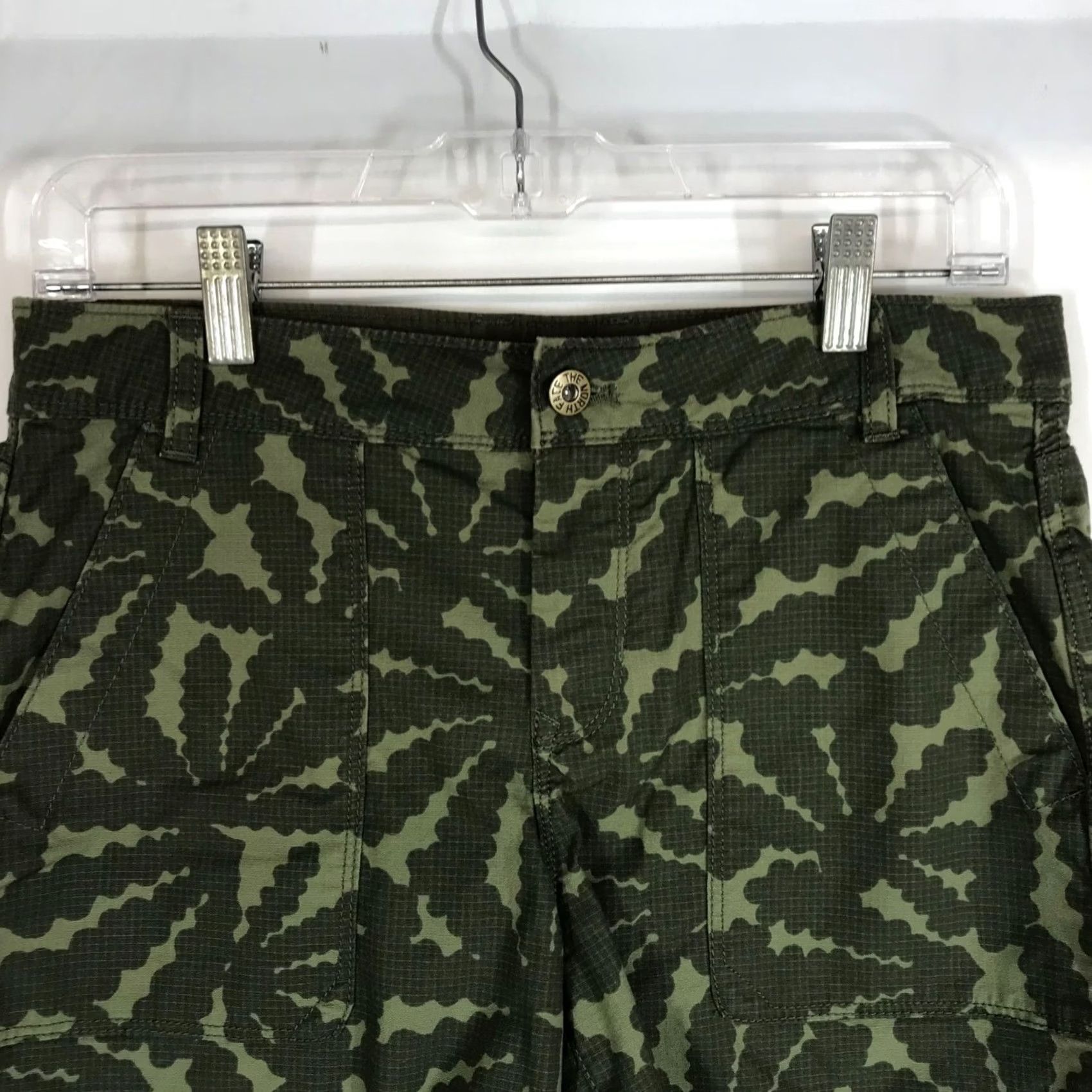 The North Face THE NORTH FACE SHORTS WOMEN'S 4 GREEN COTTON BLEND Size 27" / US 4 / IT 40 - 2 Thumbnail