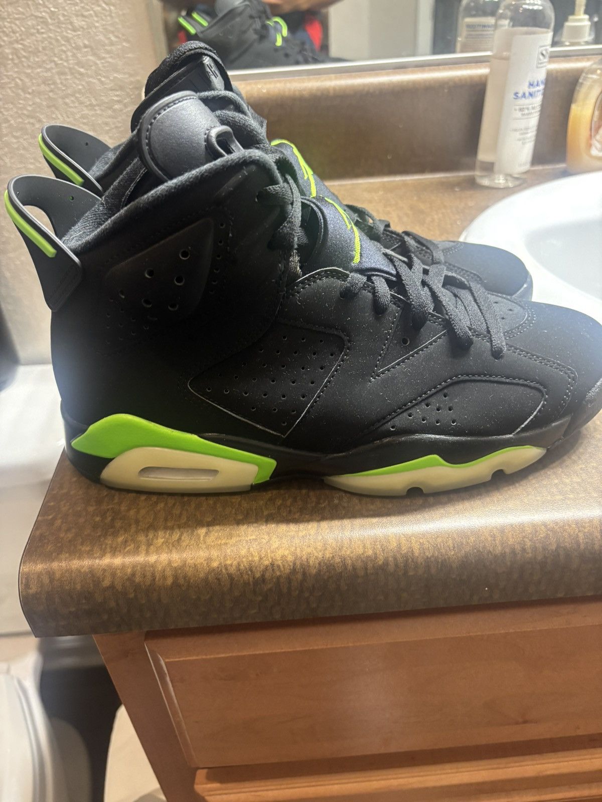 Jordan Brand Electric green 6s Size US 9.5 / EU 42-43 - 4 Thumbnail