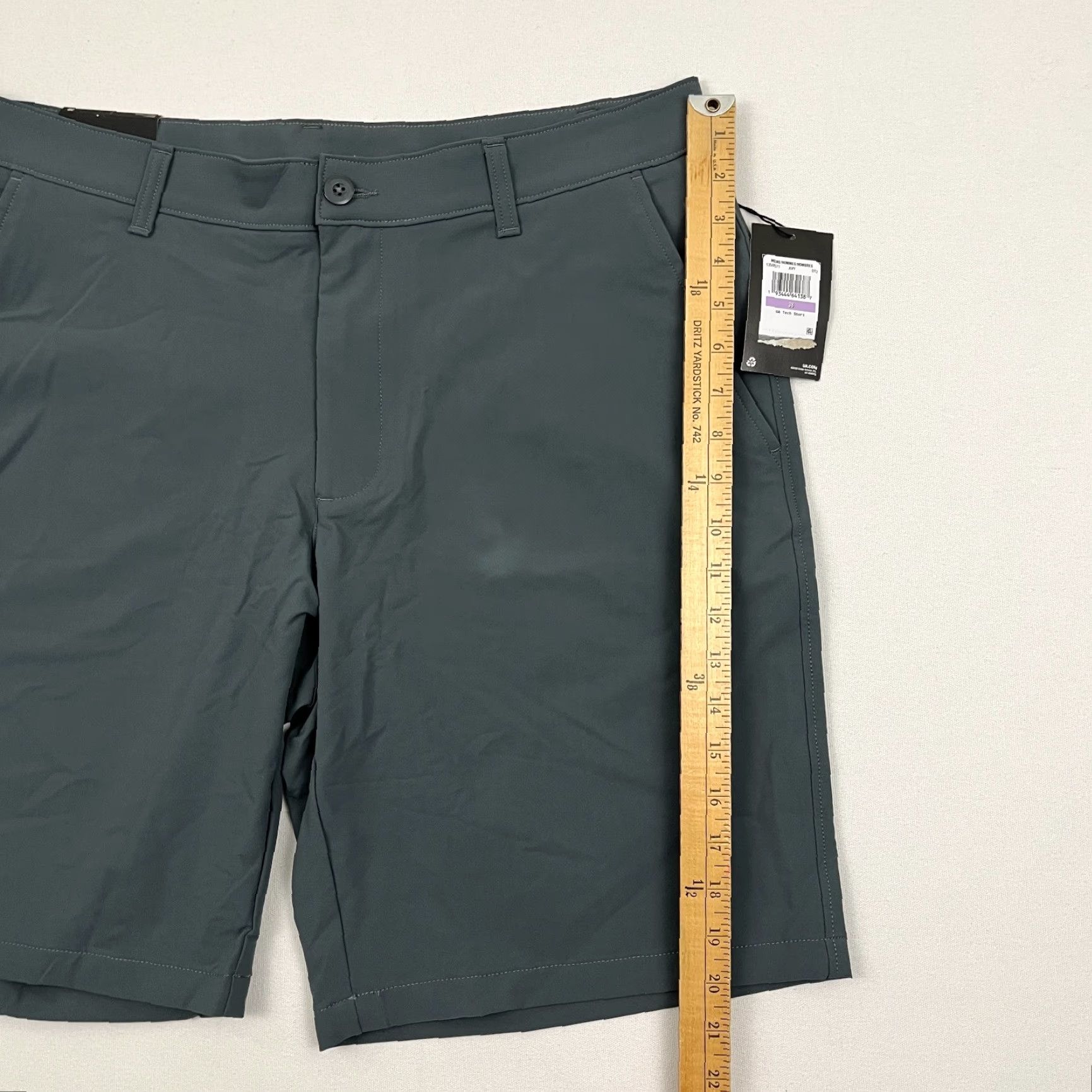 Under Armour Under Armour UA Tech Shorts Men 38 x 10" Gray Chino Stretch Performance Golf Casual Pockets Belt Loop Logo Regular Size US 38 / EU 54 - 5 Thumbnail