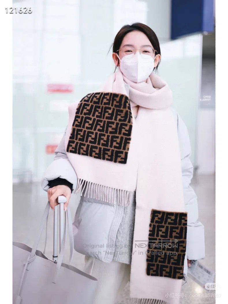Fendi Fendi size 210*38cm Stole scarf, reversible, wool + cashmer Size ONE SIZE - 9 Thumbnail