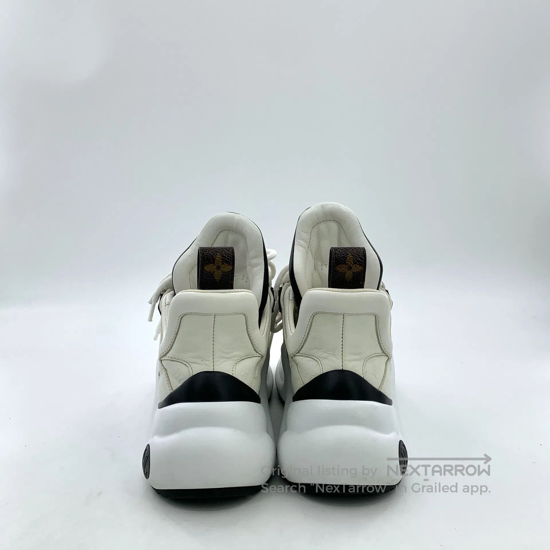 Louis Vuitton Louis Vuitton White Monogram Round Toe Tie Low Top Arch Sh Size US 4.5 / IT 34.5 - 4 Thumbnail