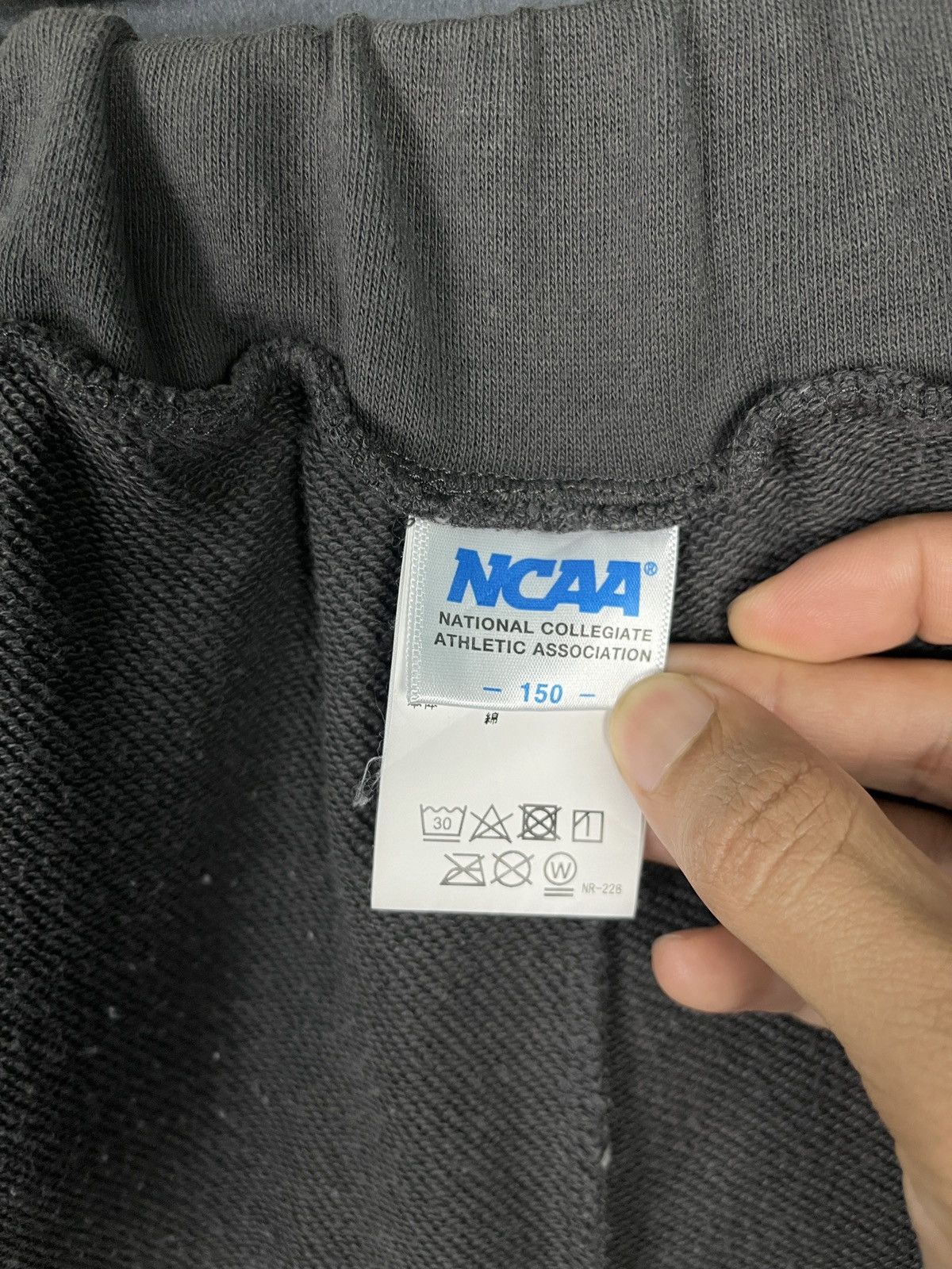 NCAA NCAA Shorts Size 29" - 8 Thumbnail